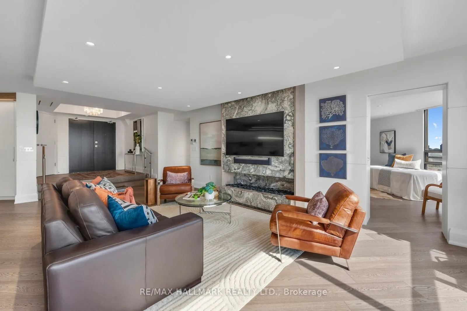 240 Heath Street W #1401