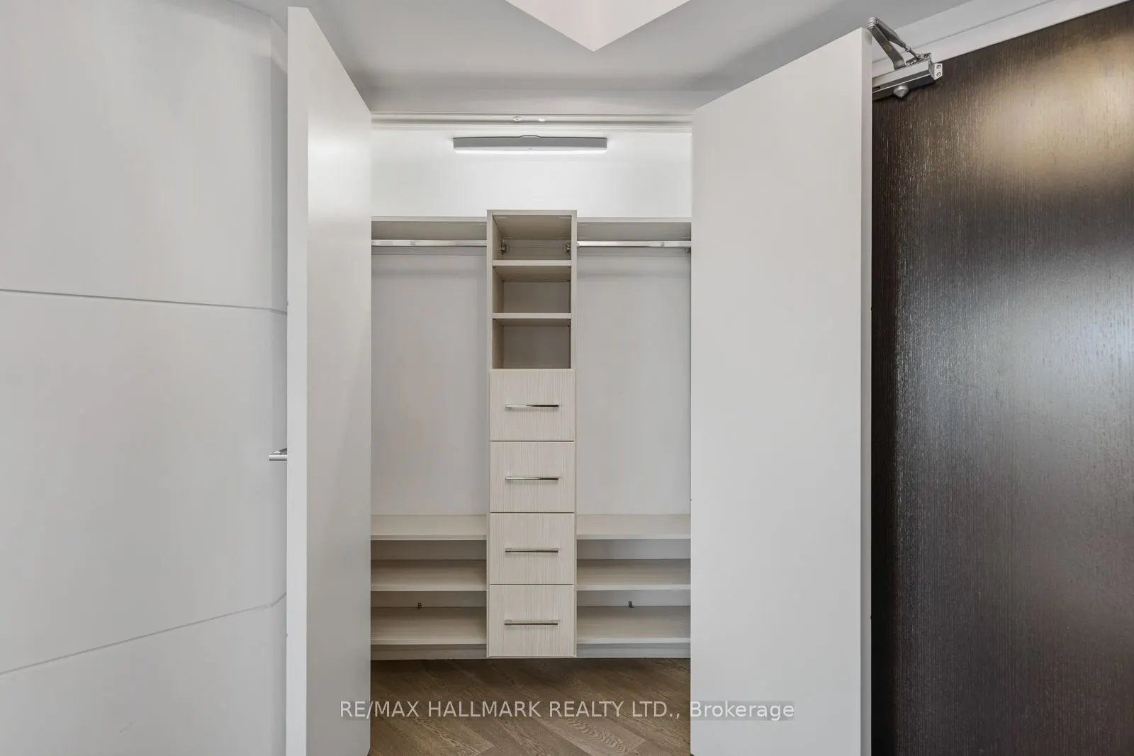 240 Heath Street W #1401