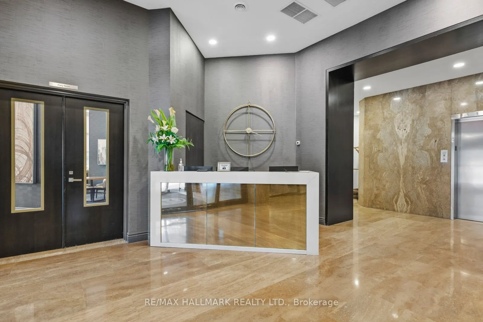 240 Heath Street W #1401