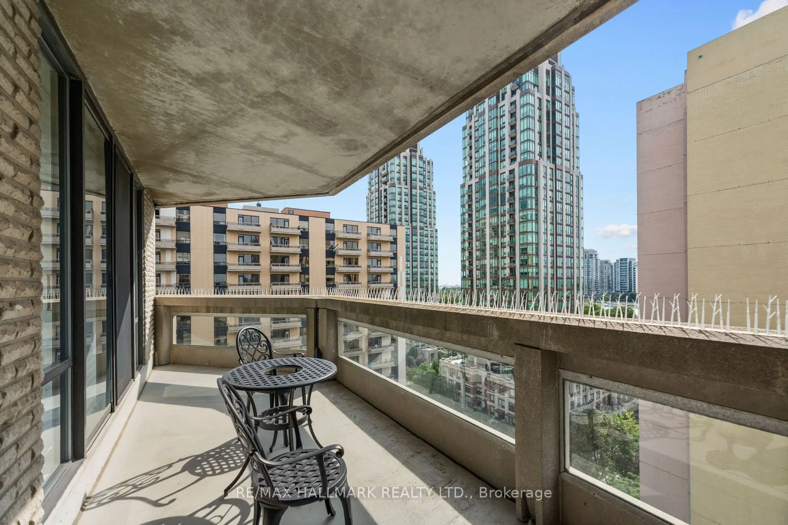 240 Heath Street W #1401