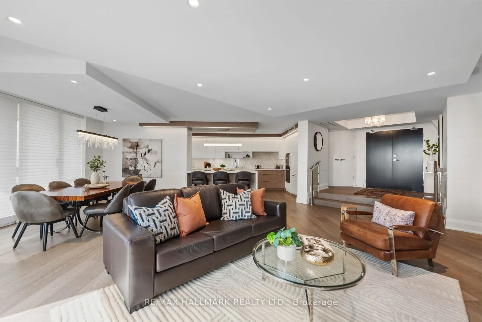 240 Heath Street W #1401