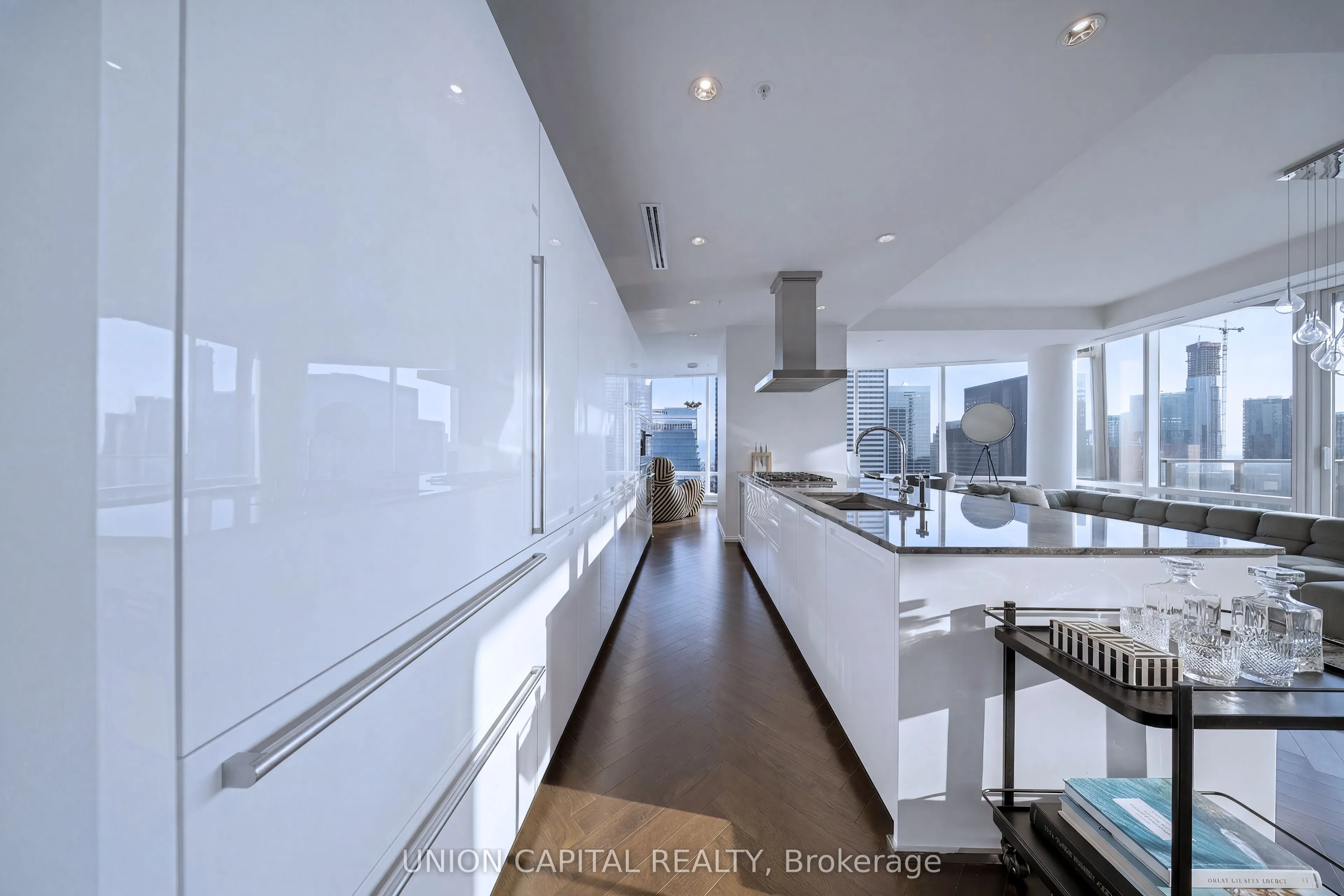 180 University Avenue #5508