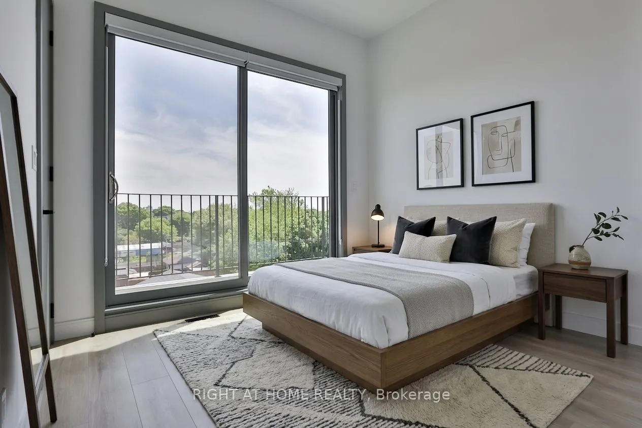 1169 Davenport Road