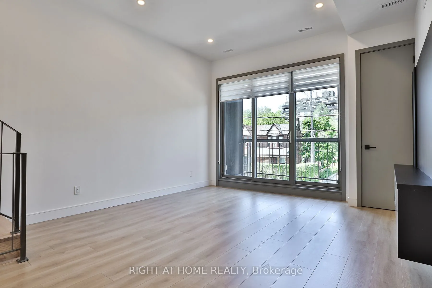 1169 Davenport Road