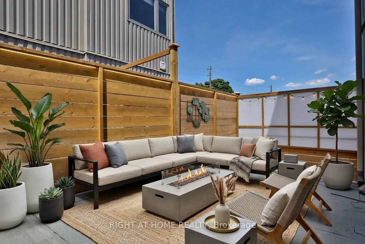 1169 Davenport Road