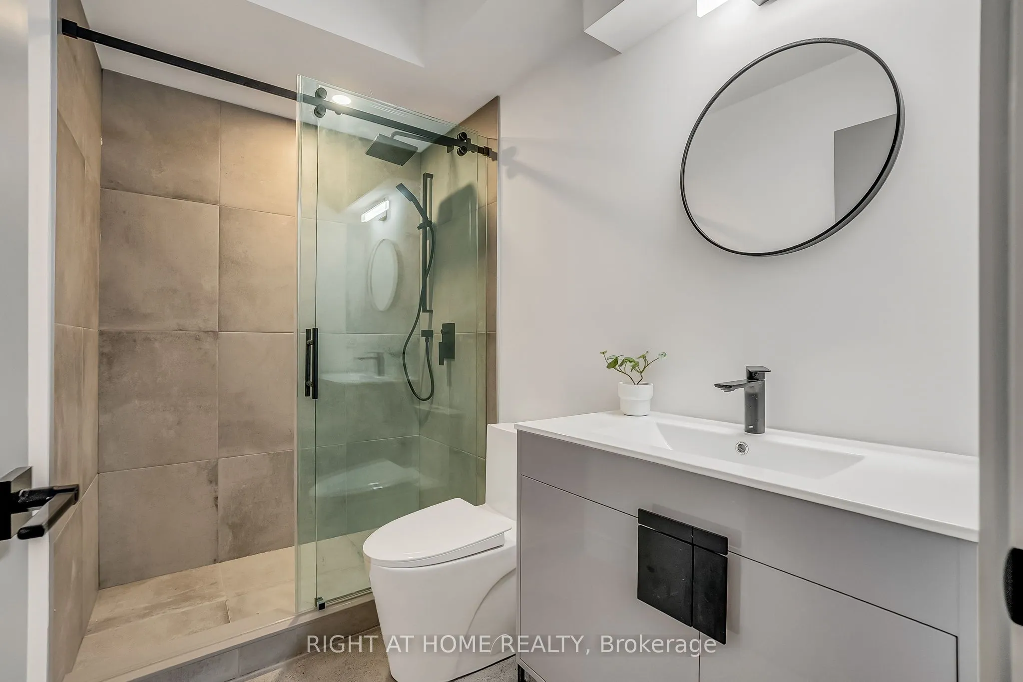 1169 Davenport Road