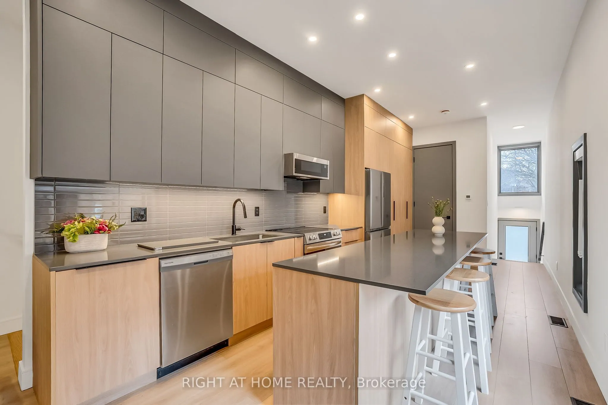 1169 Davenport Road