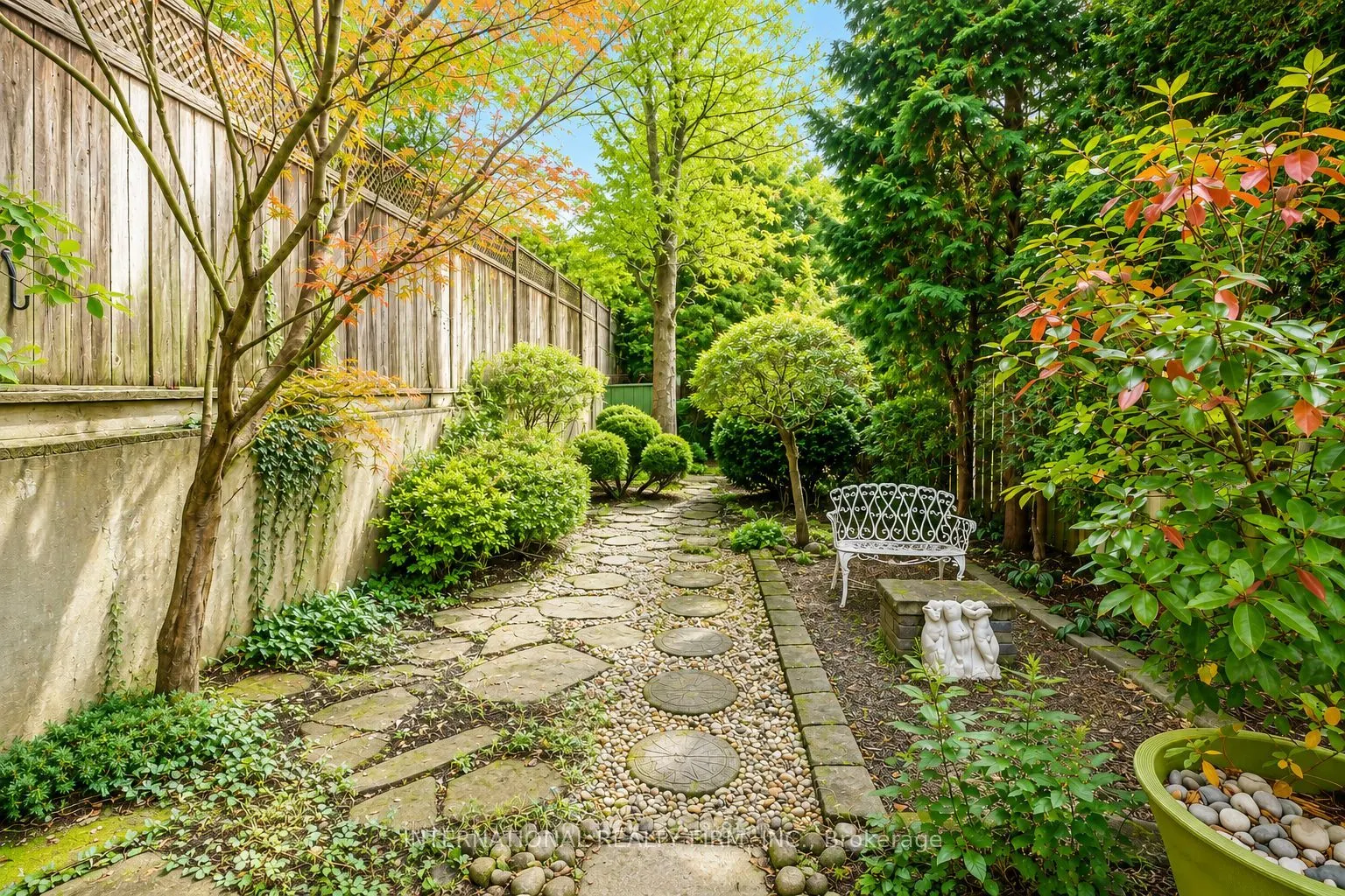 337 Glen Road
