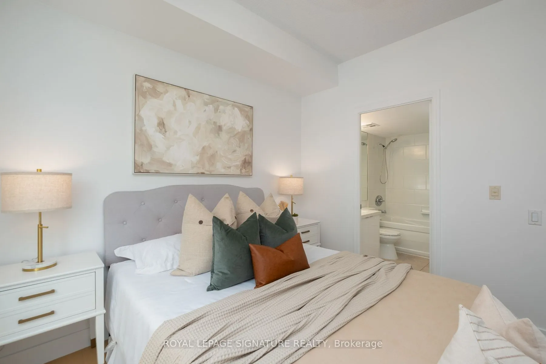 485 Rosewell Avenue #308