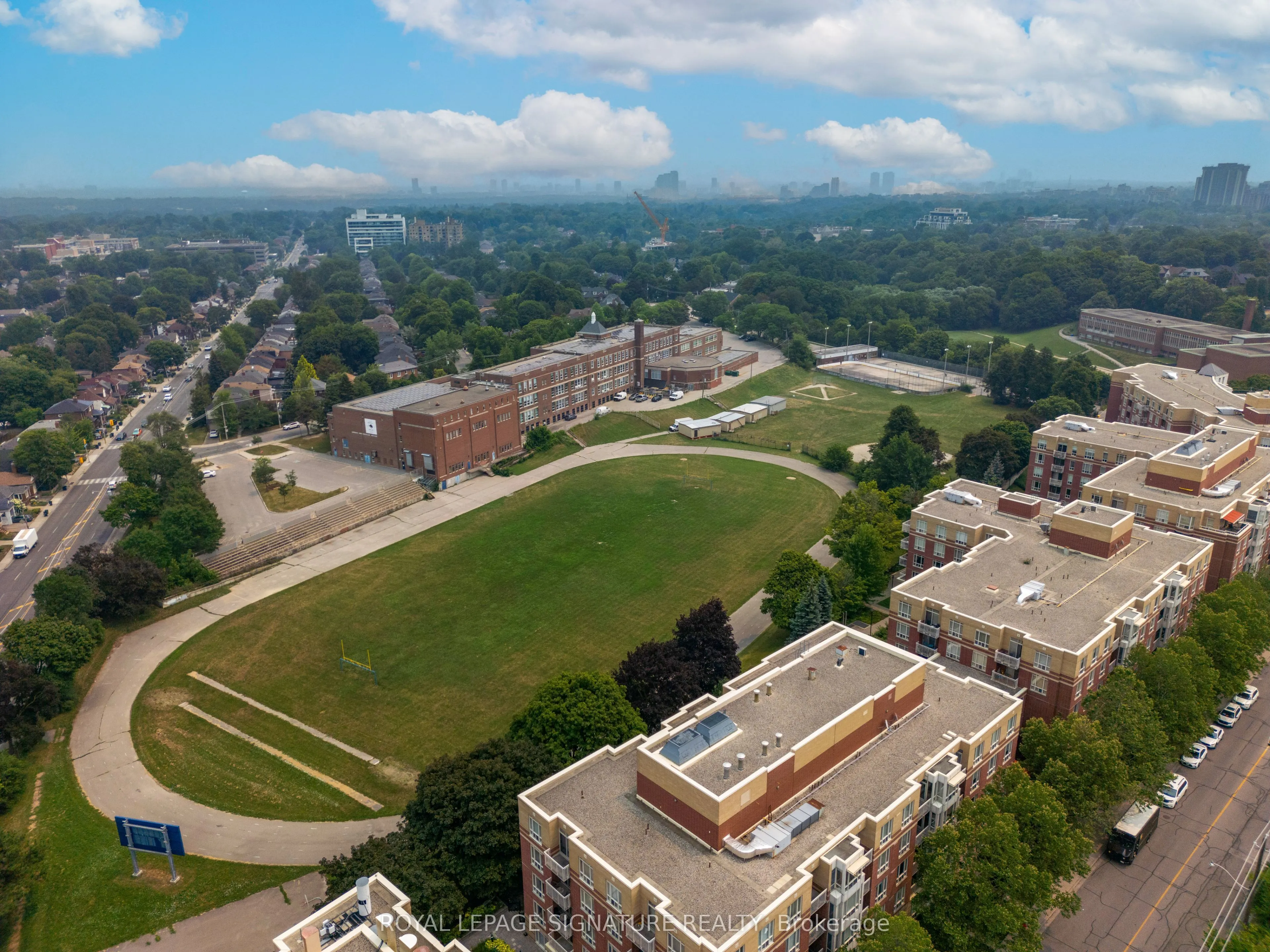 485 Rosewell Avenue #308
