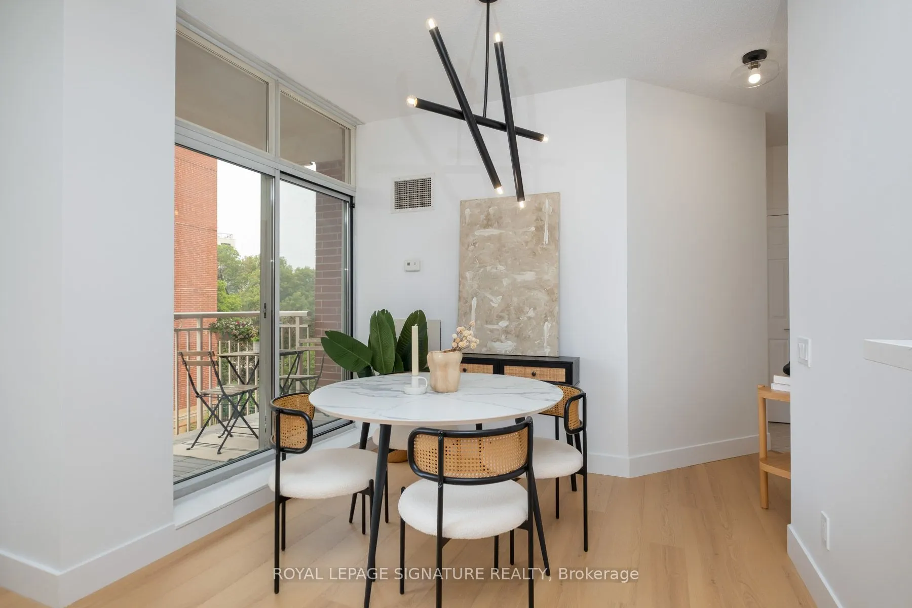 485 Rosewell Avenue #308