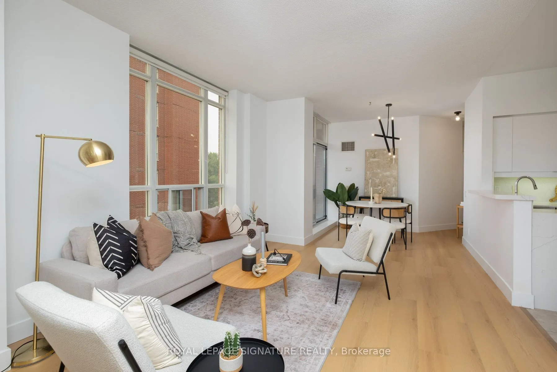 485 Rosewell Avenue #308