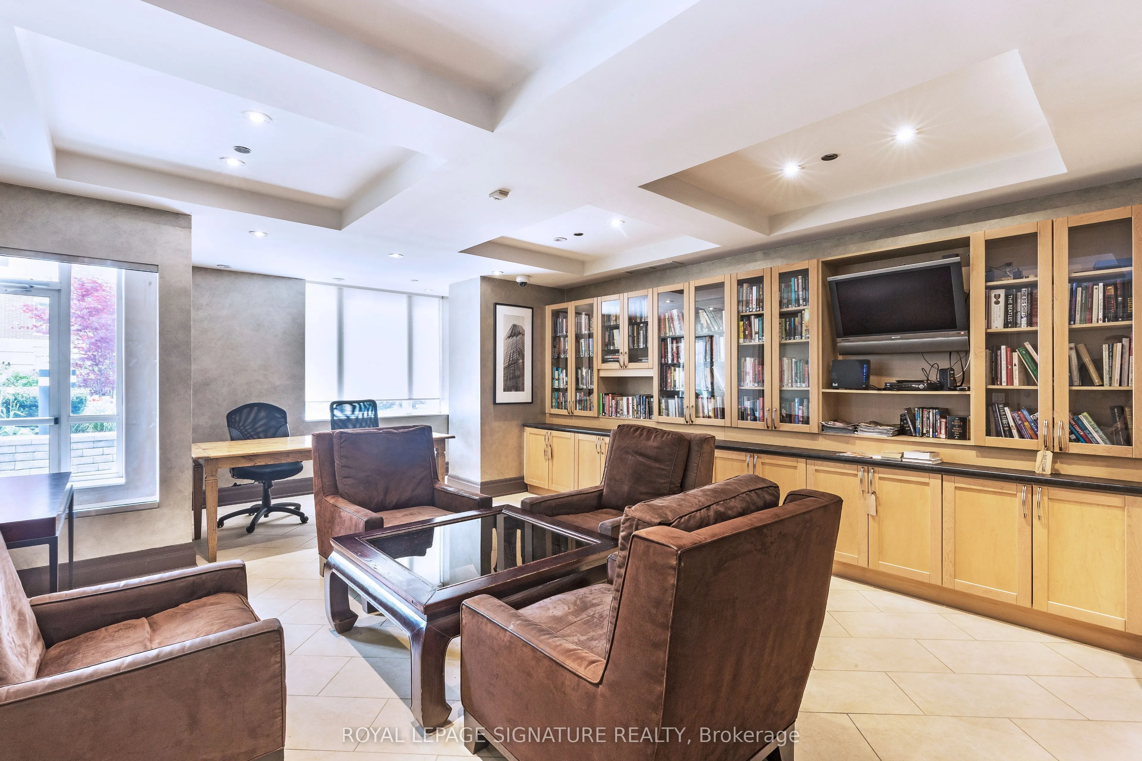 485 Rosewell Avenue #308