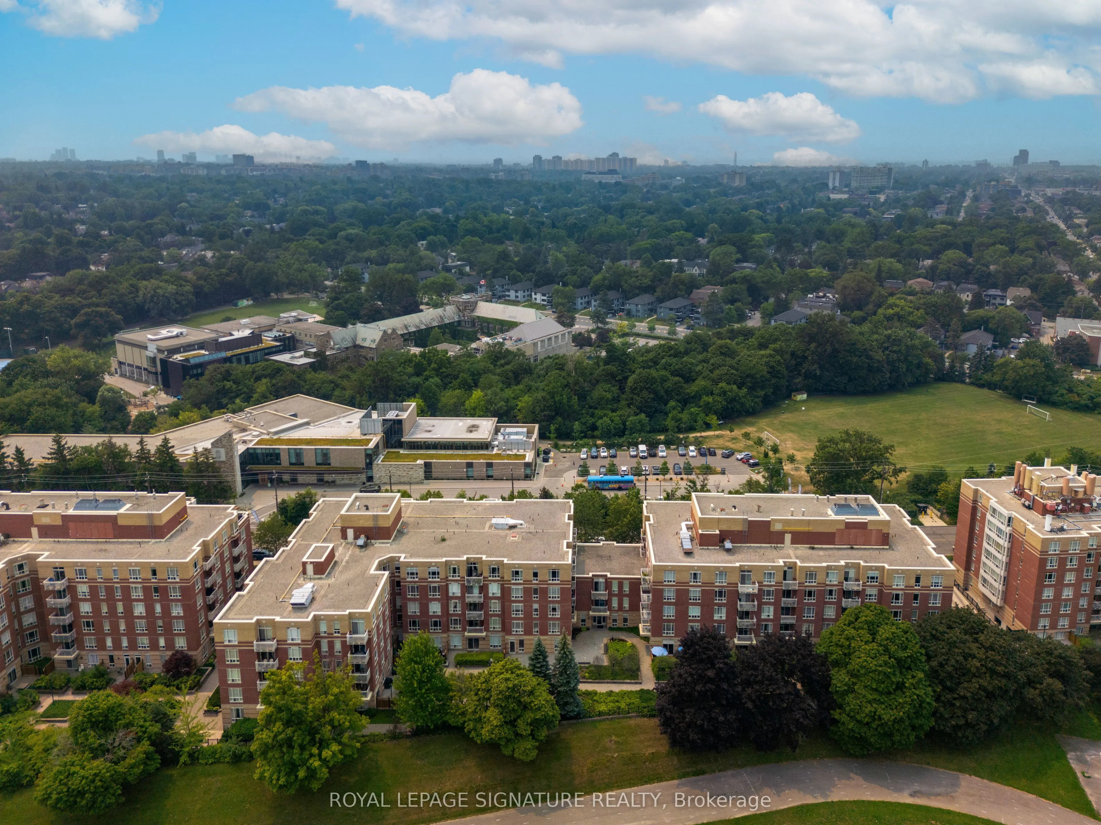 485 Rosewell Avenue #308