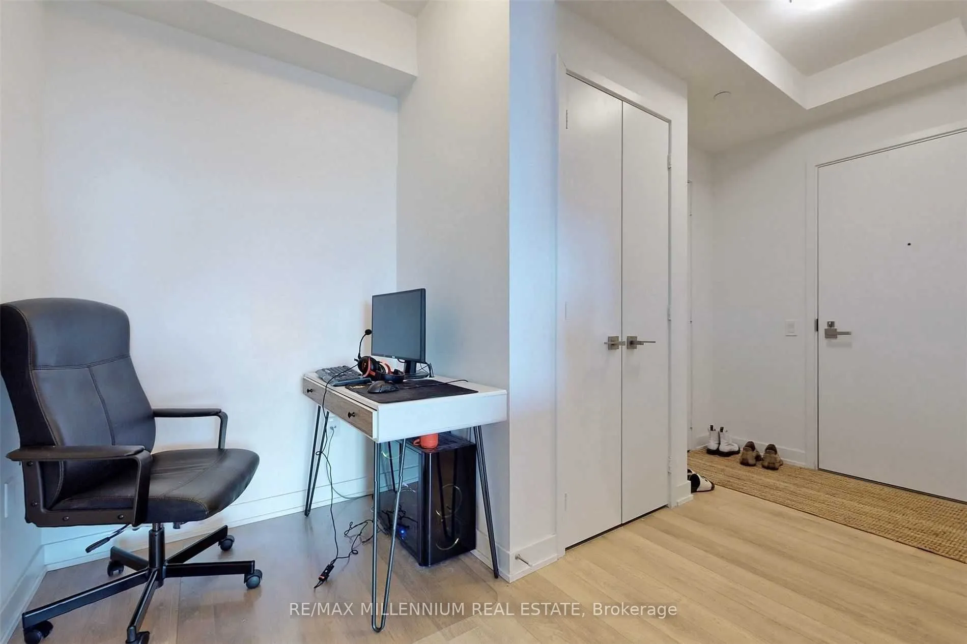 50 Ordnance Street #2802