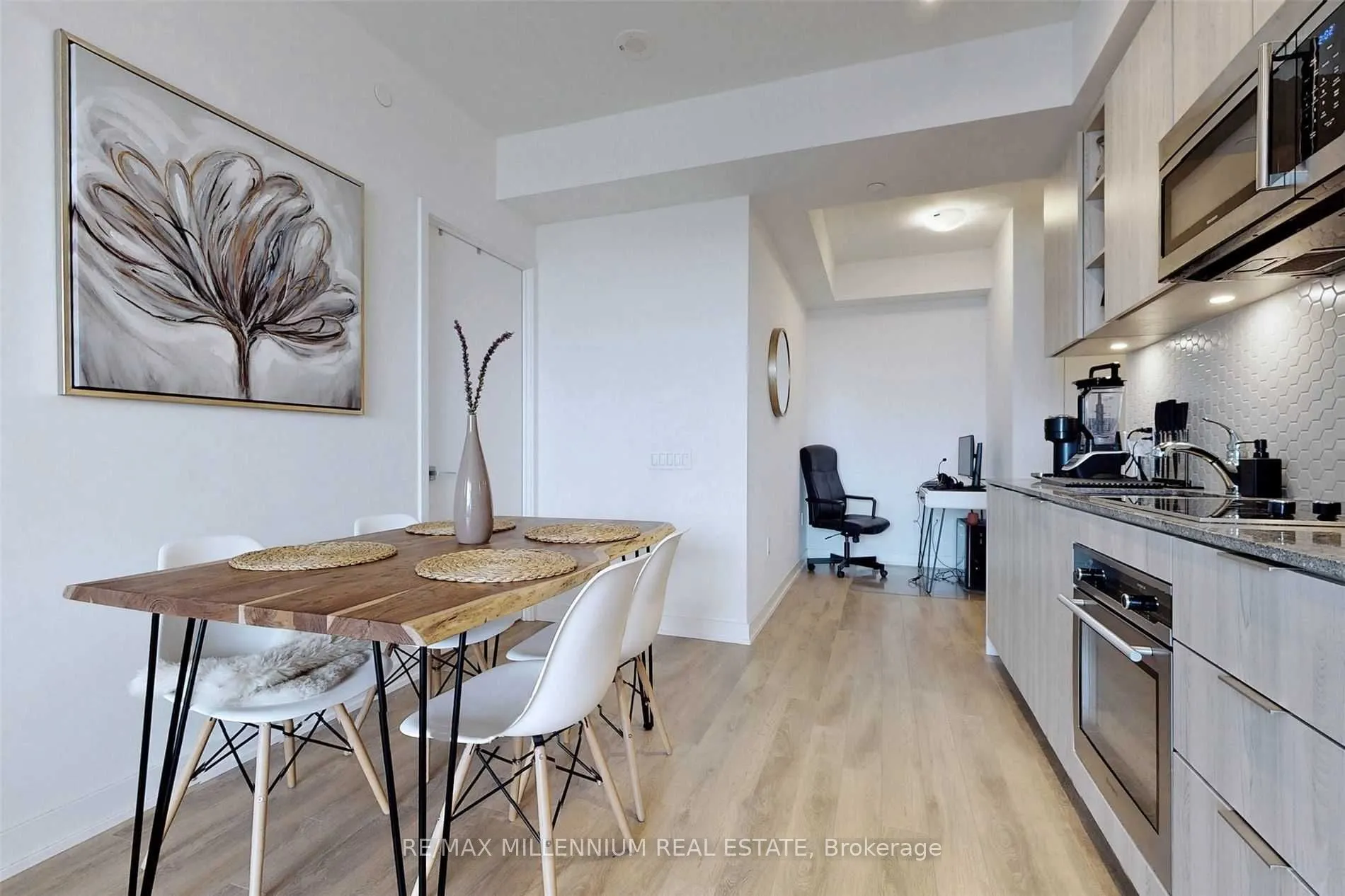 50 Ordnance Street #2802