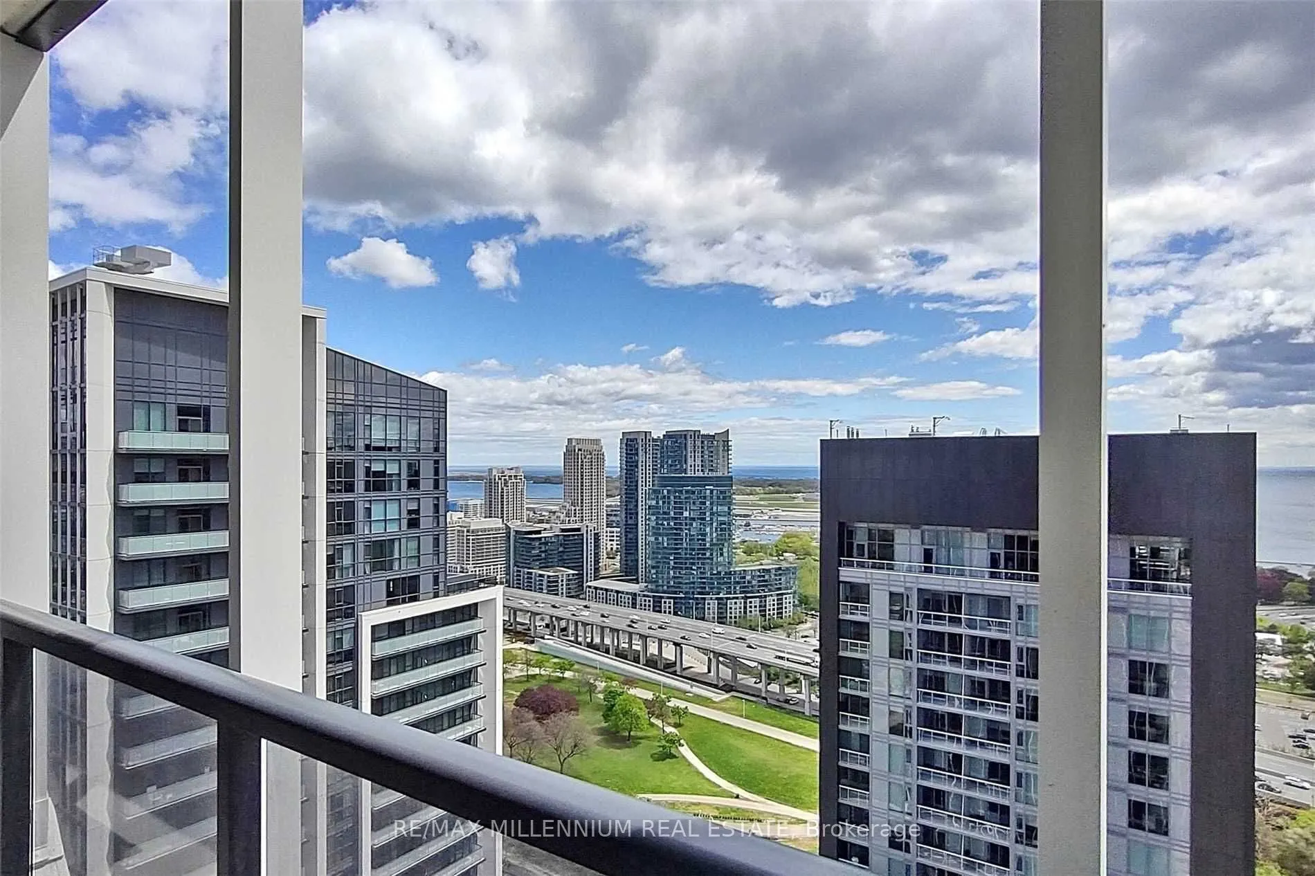 50 Ordnance Street #2802