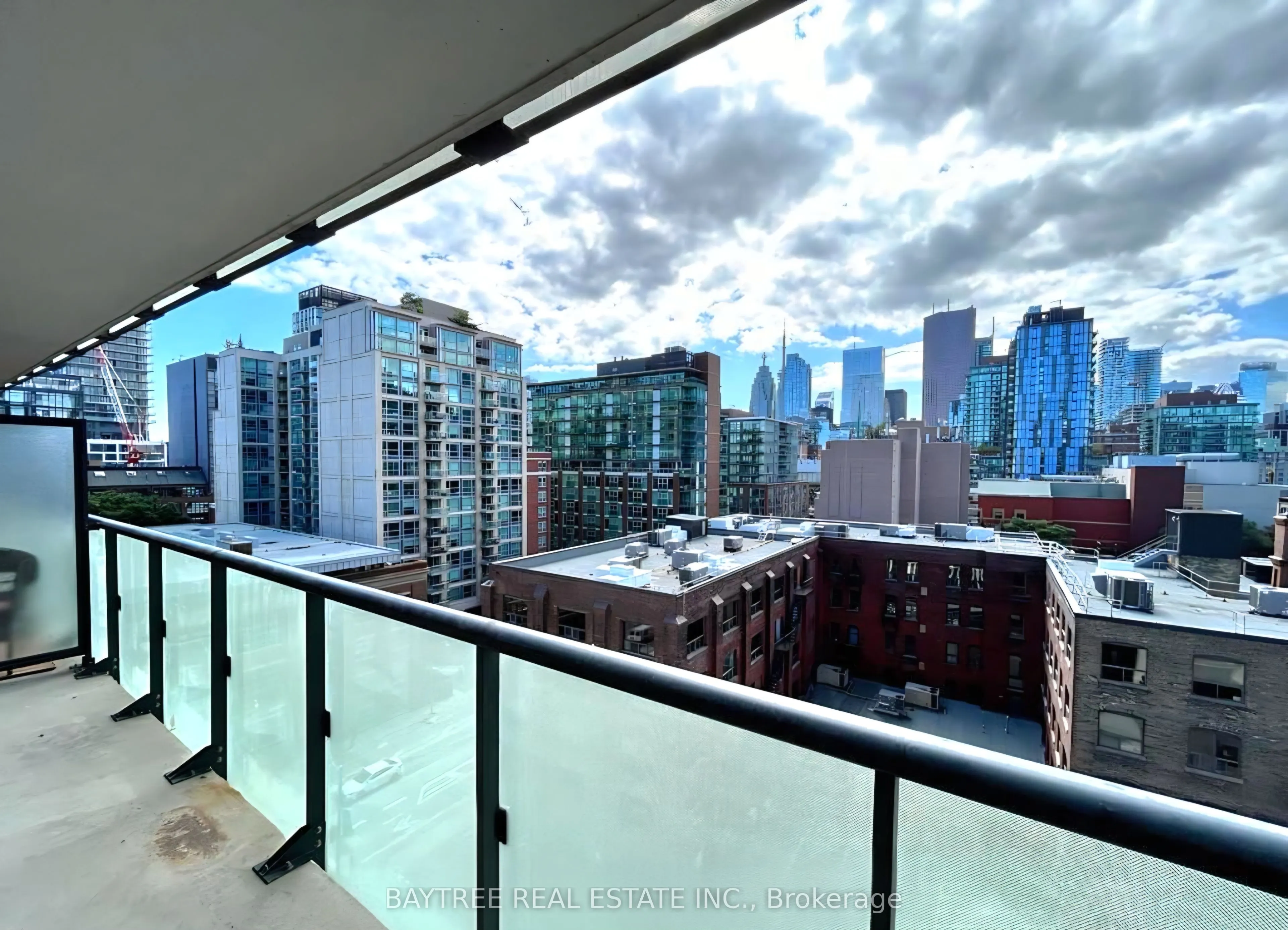 400 Adelaide Street E #1109