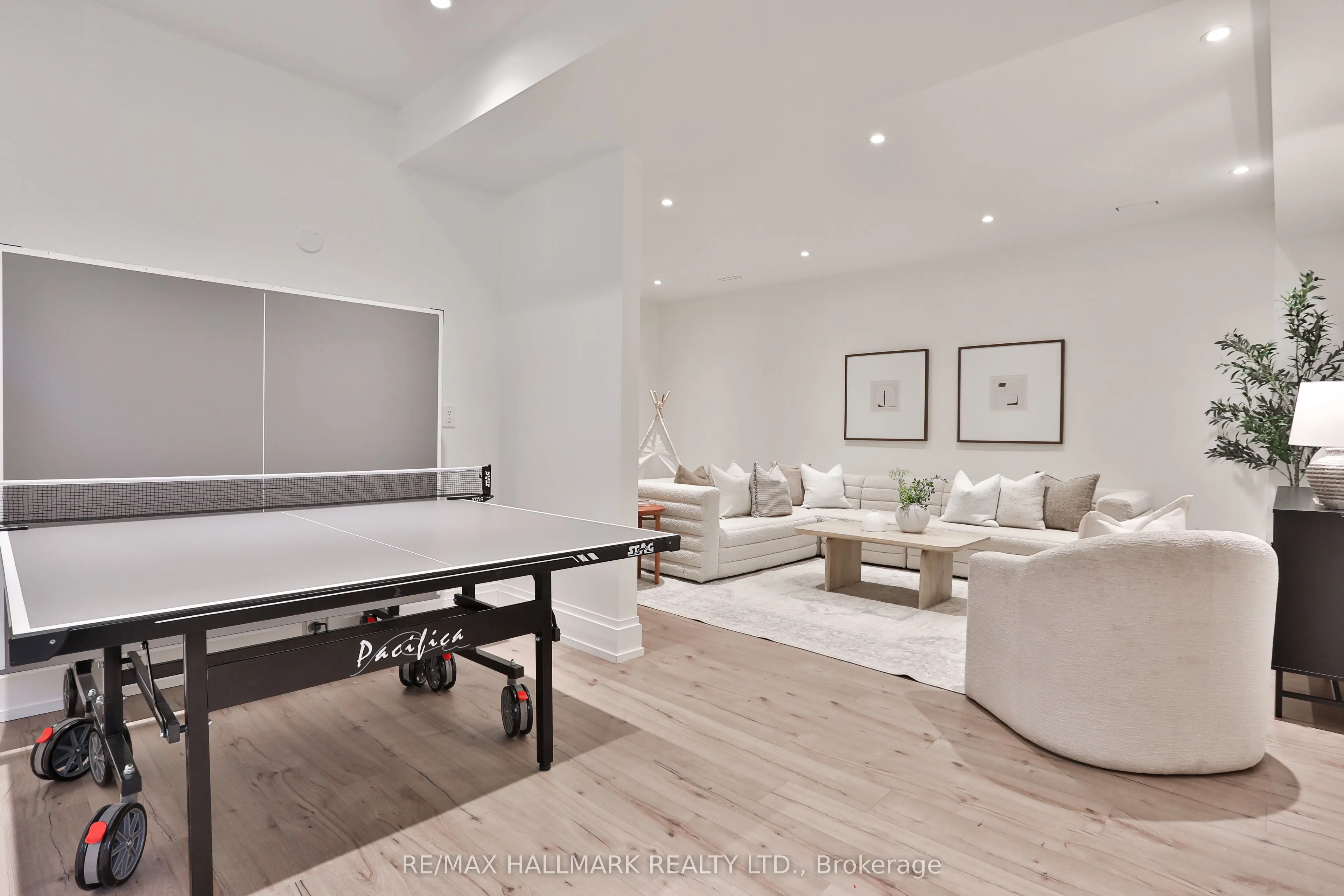 215 Ava Road