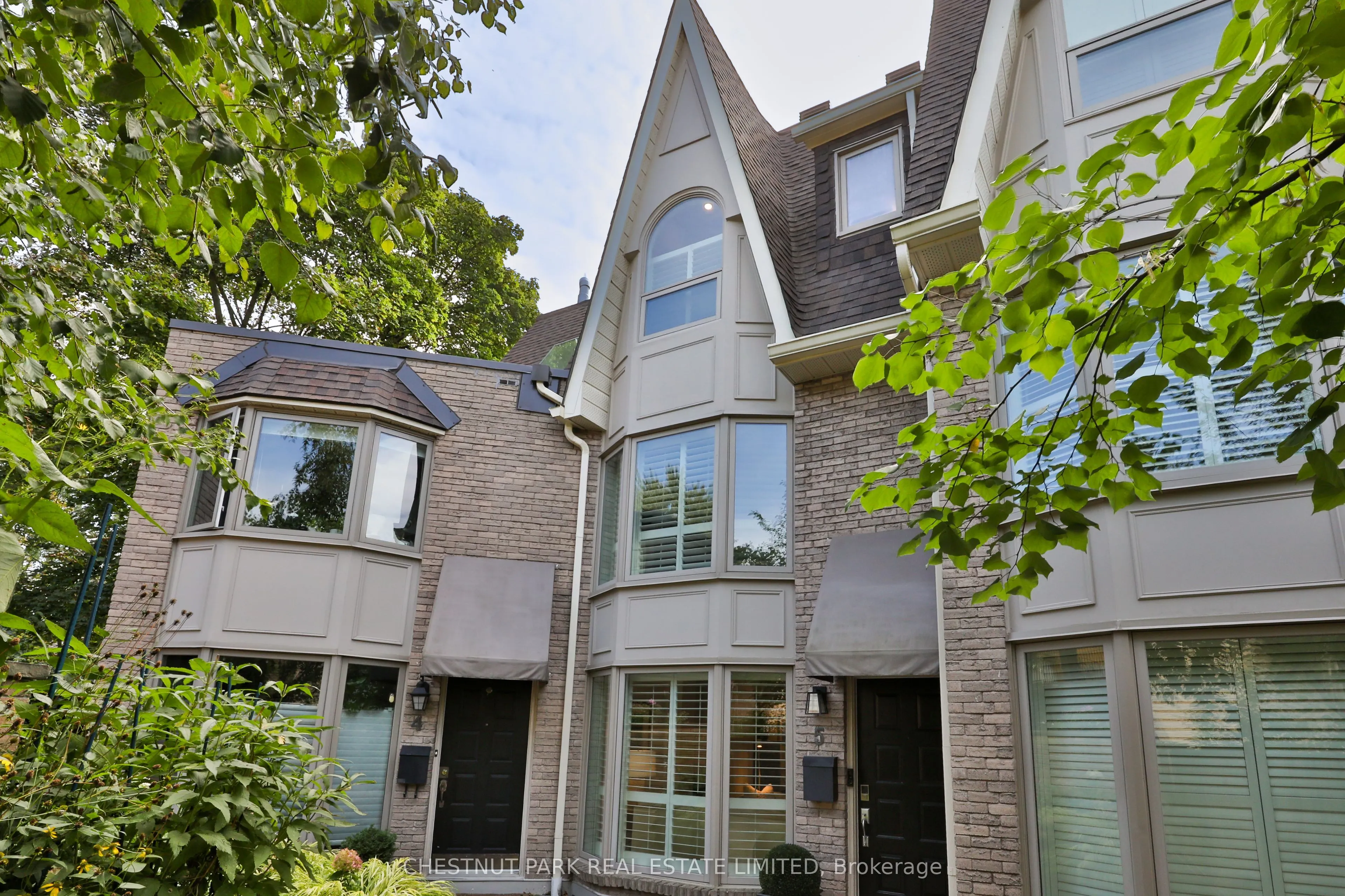 95 Summerhill Avenue #TH 5
