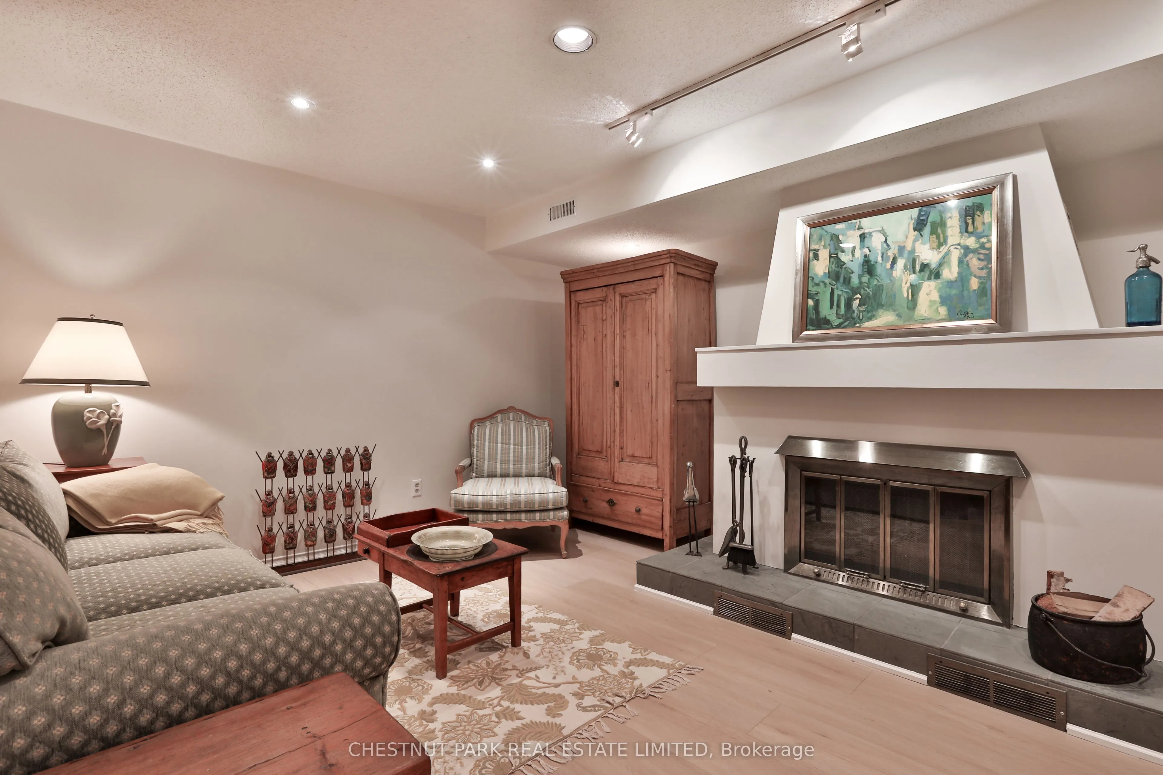 95 Summerhill Avenue #TH 5