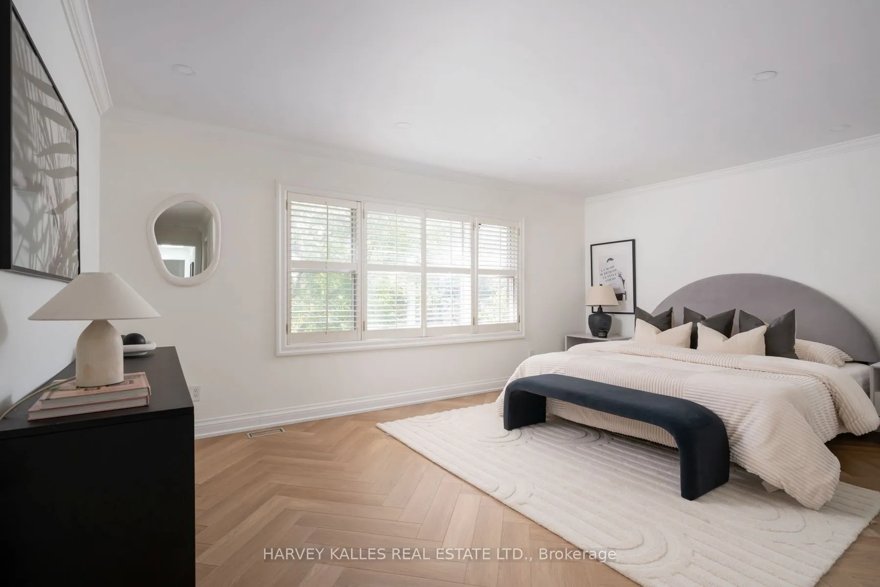 131 Rosewell Avenue