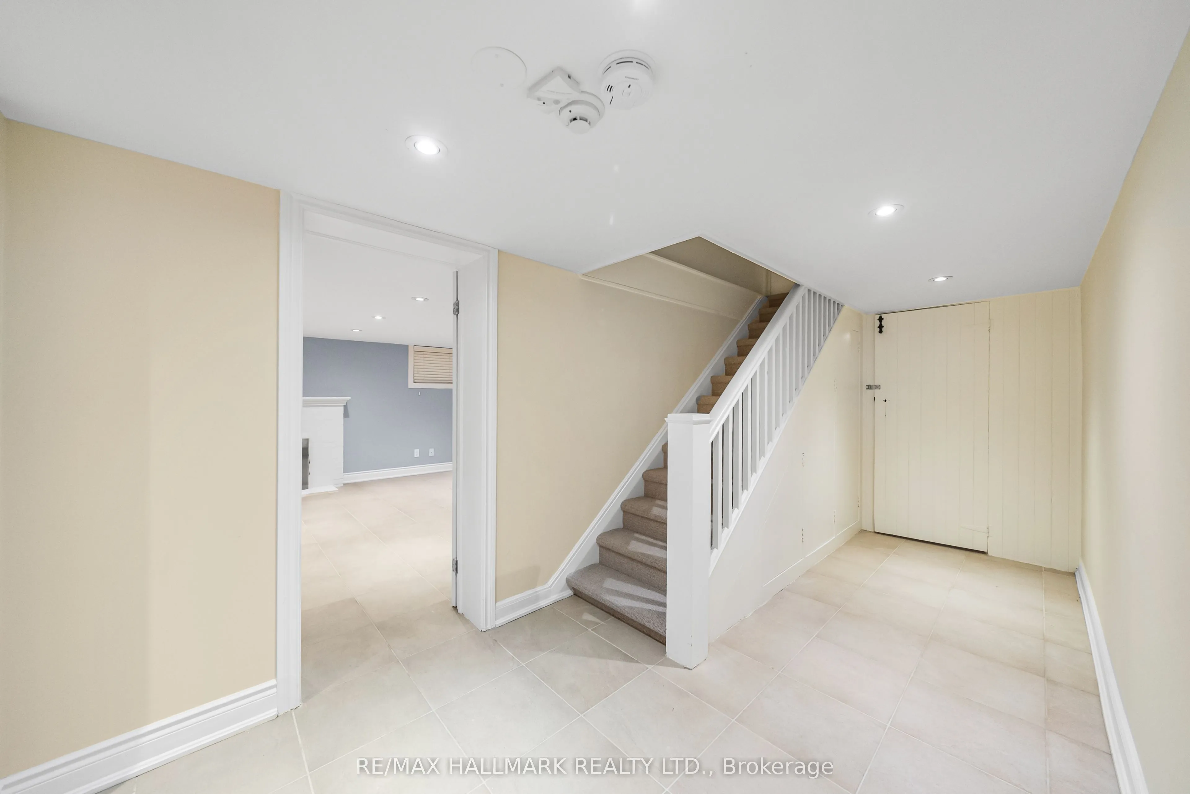 16 Elderwood Drive