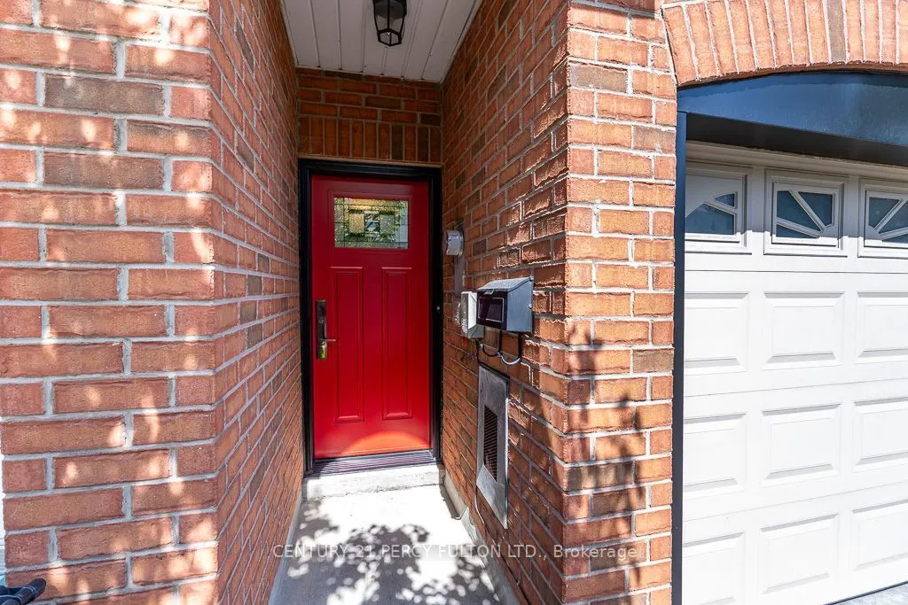 28 Rumi Crescent