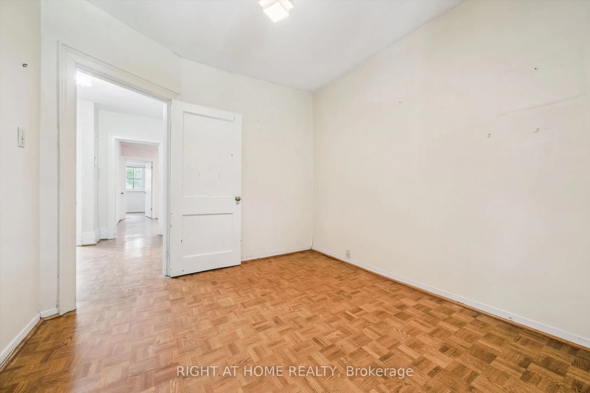 4 Jean Street
