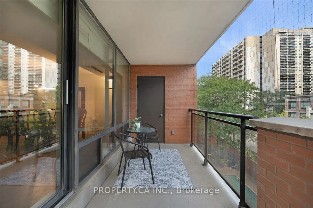 260 Heath Street W #503