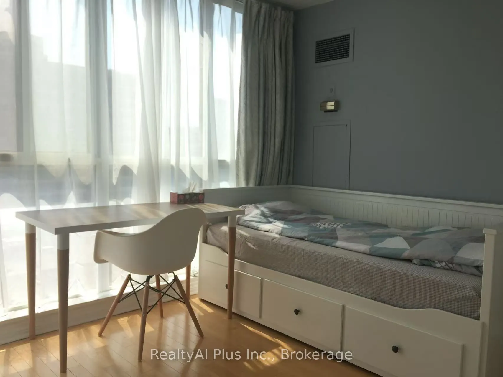 736 Bay Street #2210