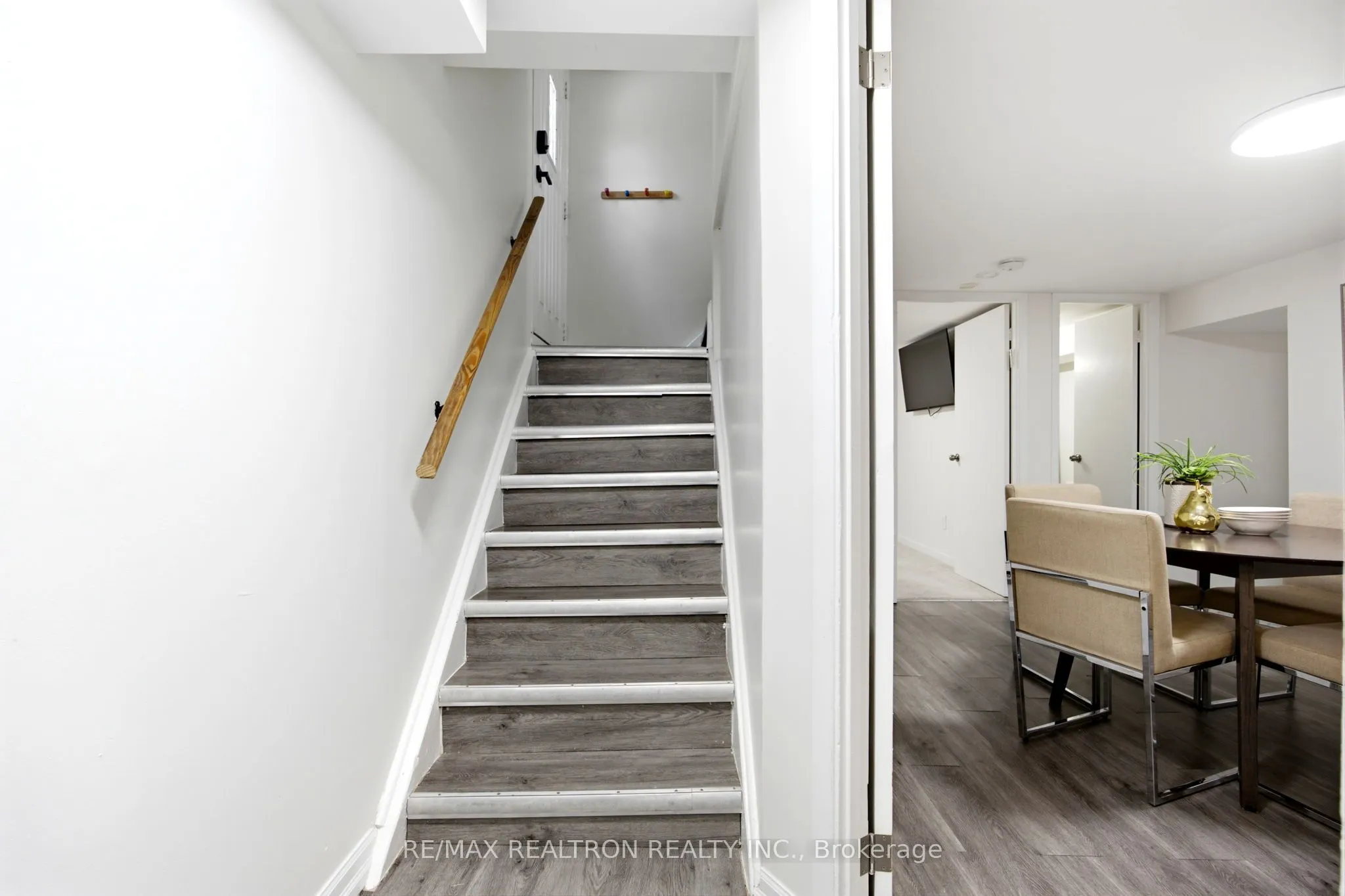 119 Reiner Road