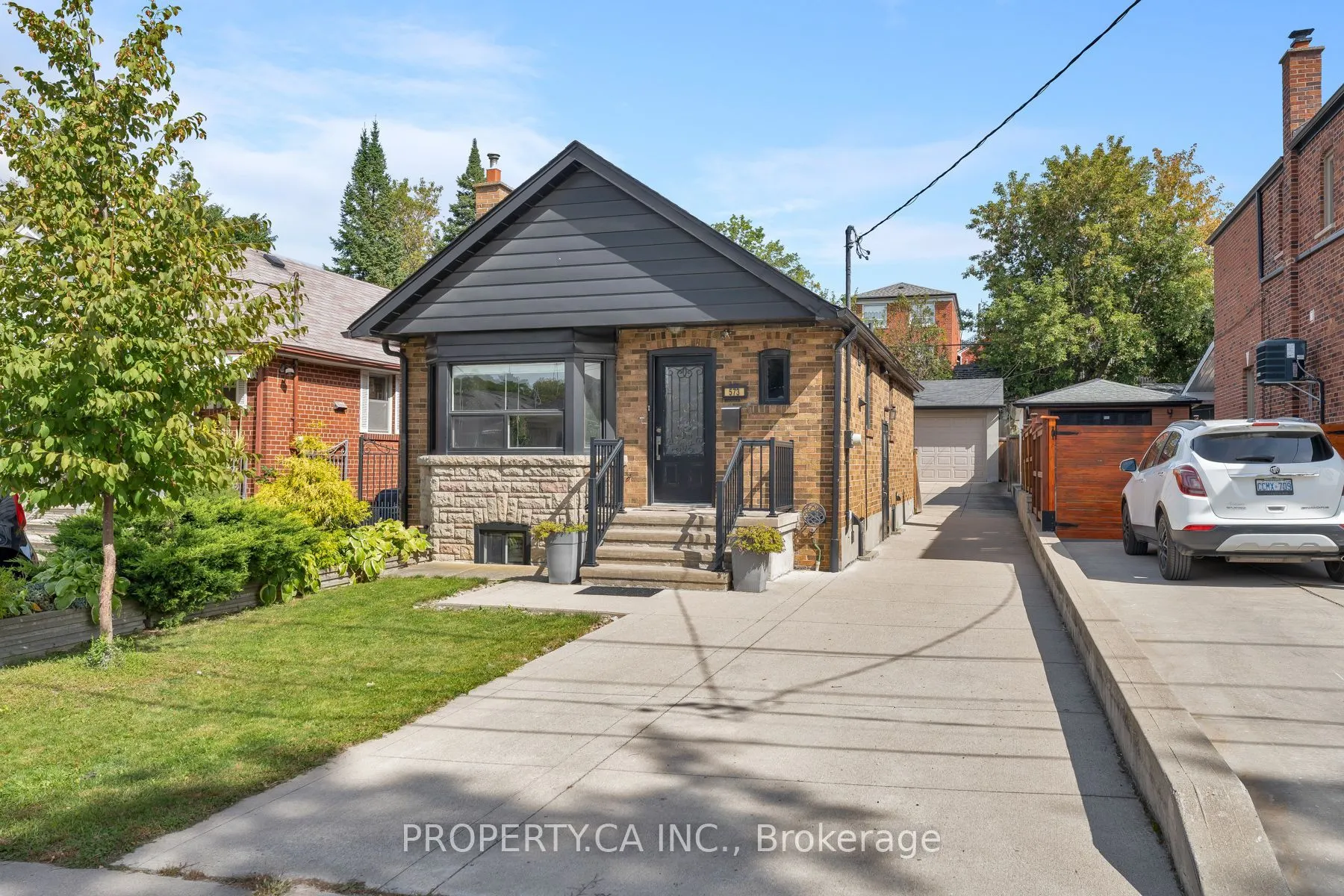 573 Northcliffe Boulevard
