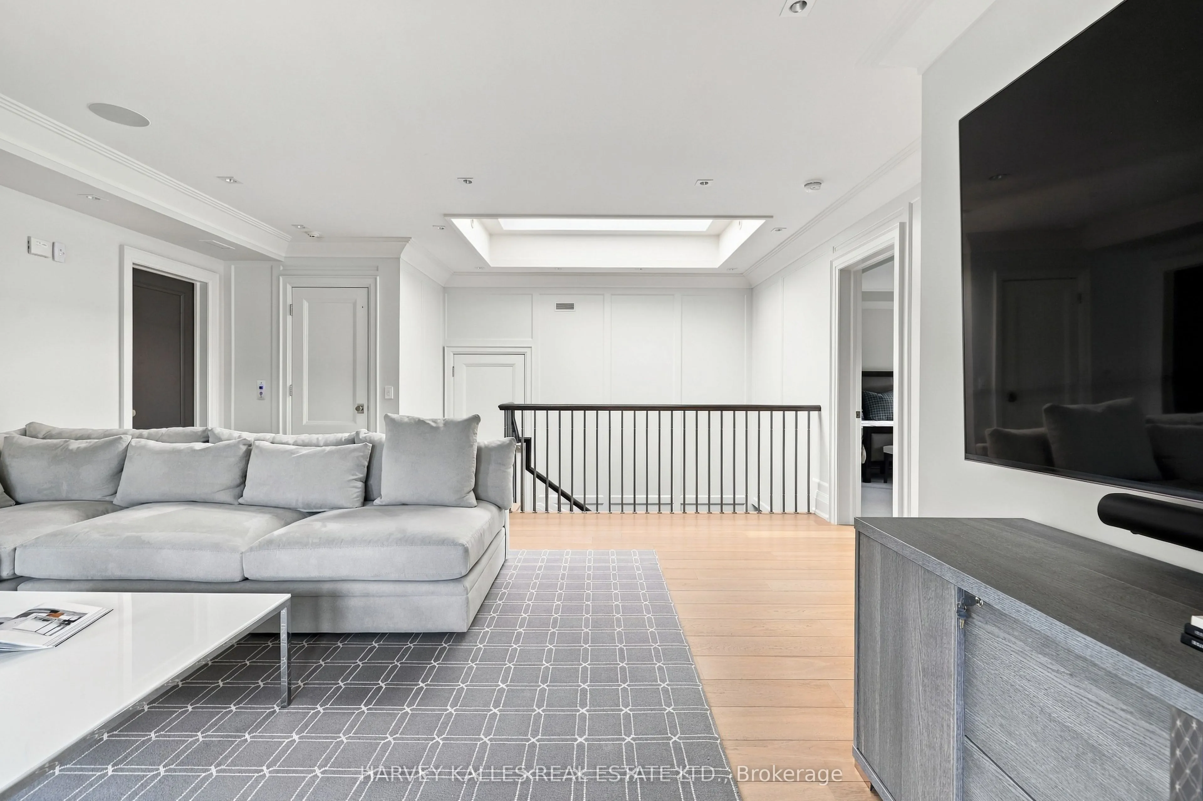 221 Dunvegan Road