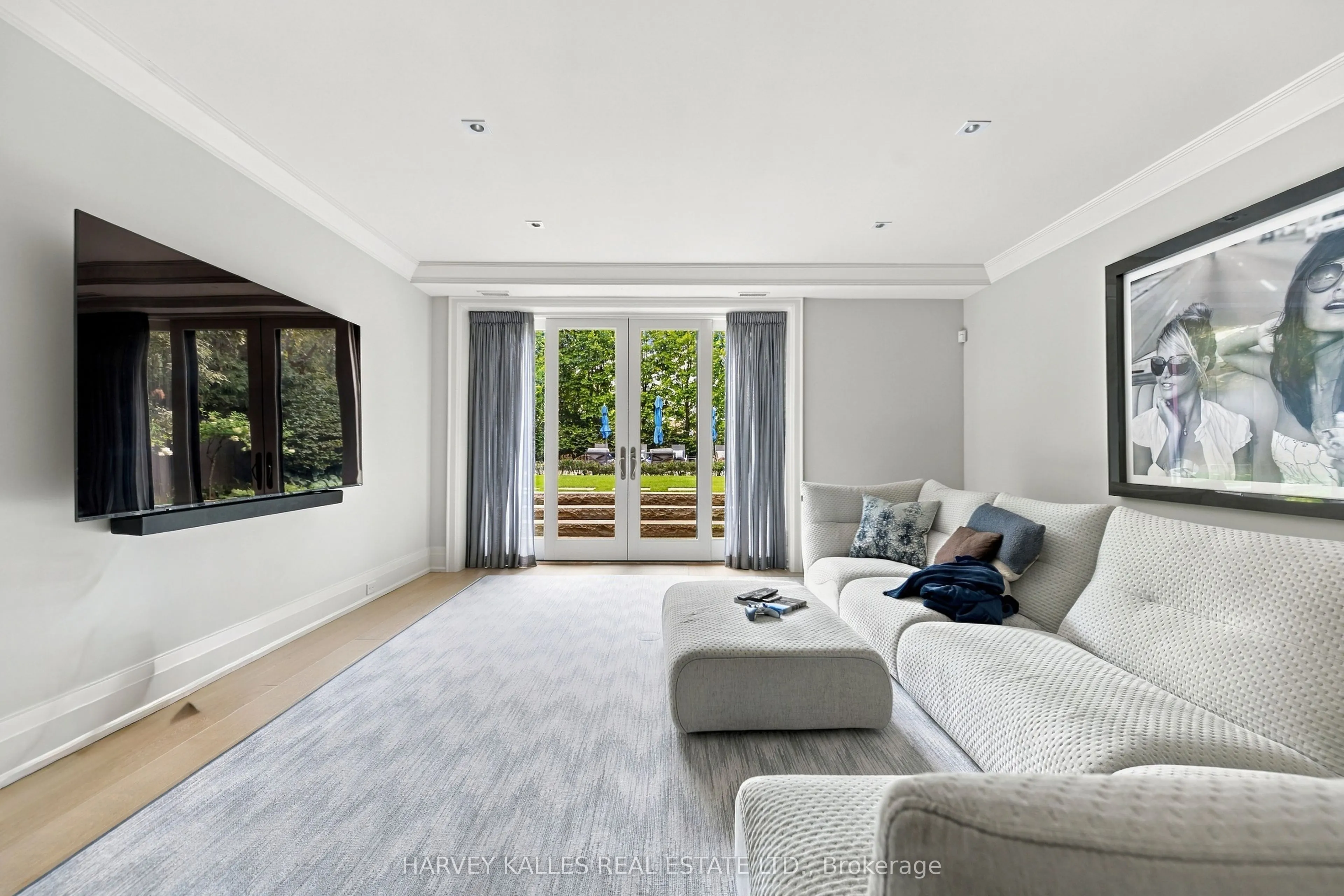 221 Dunvegan Road