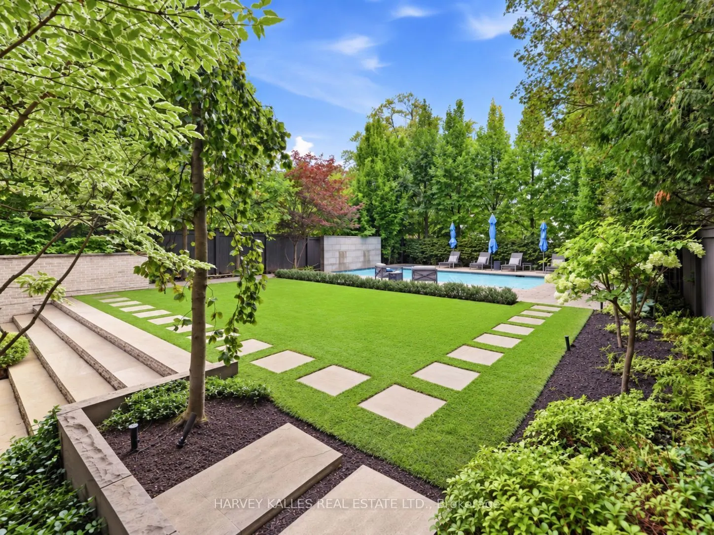 221 Dunvegan Road