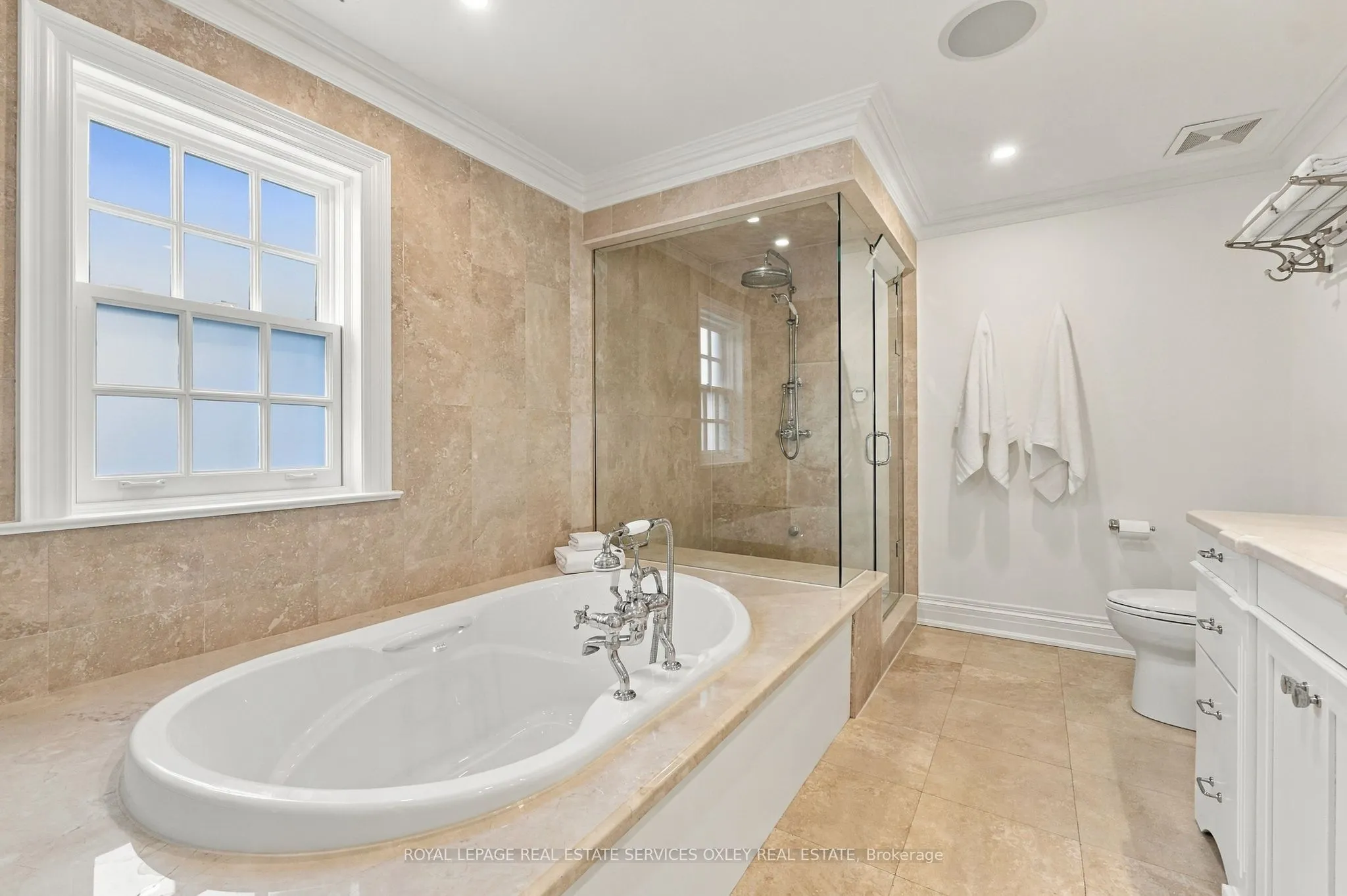 266 Lonsdale Road