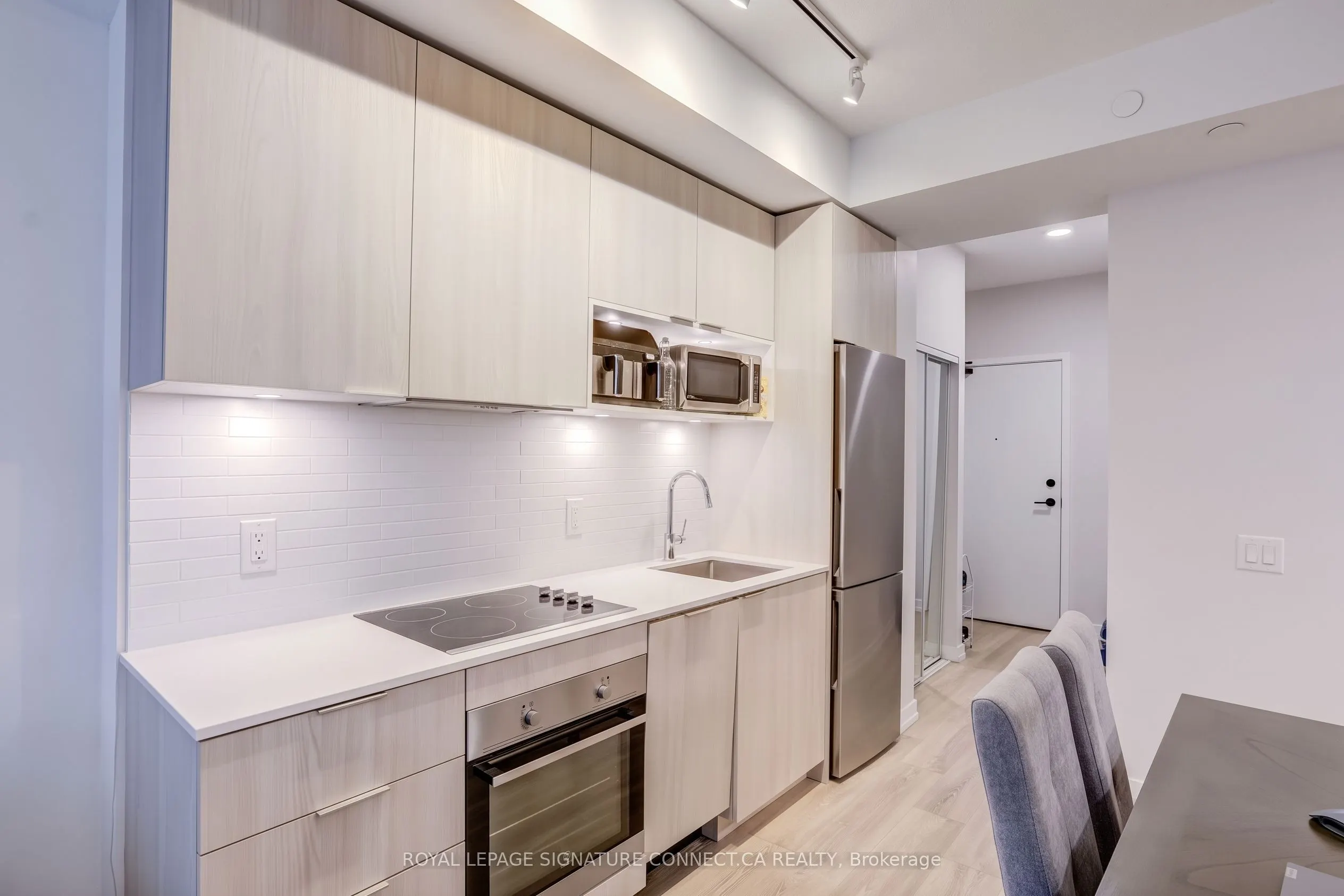 20 Tubman Avenue #517