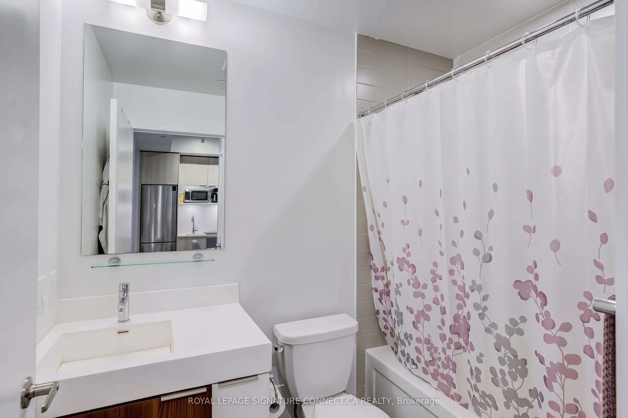 20 Tubman Avenue #517