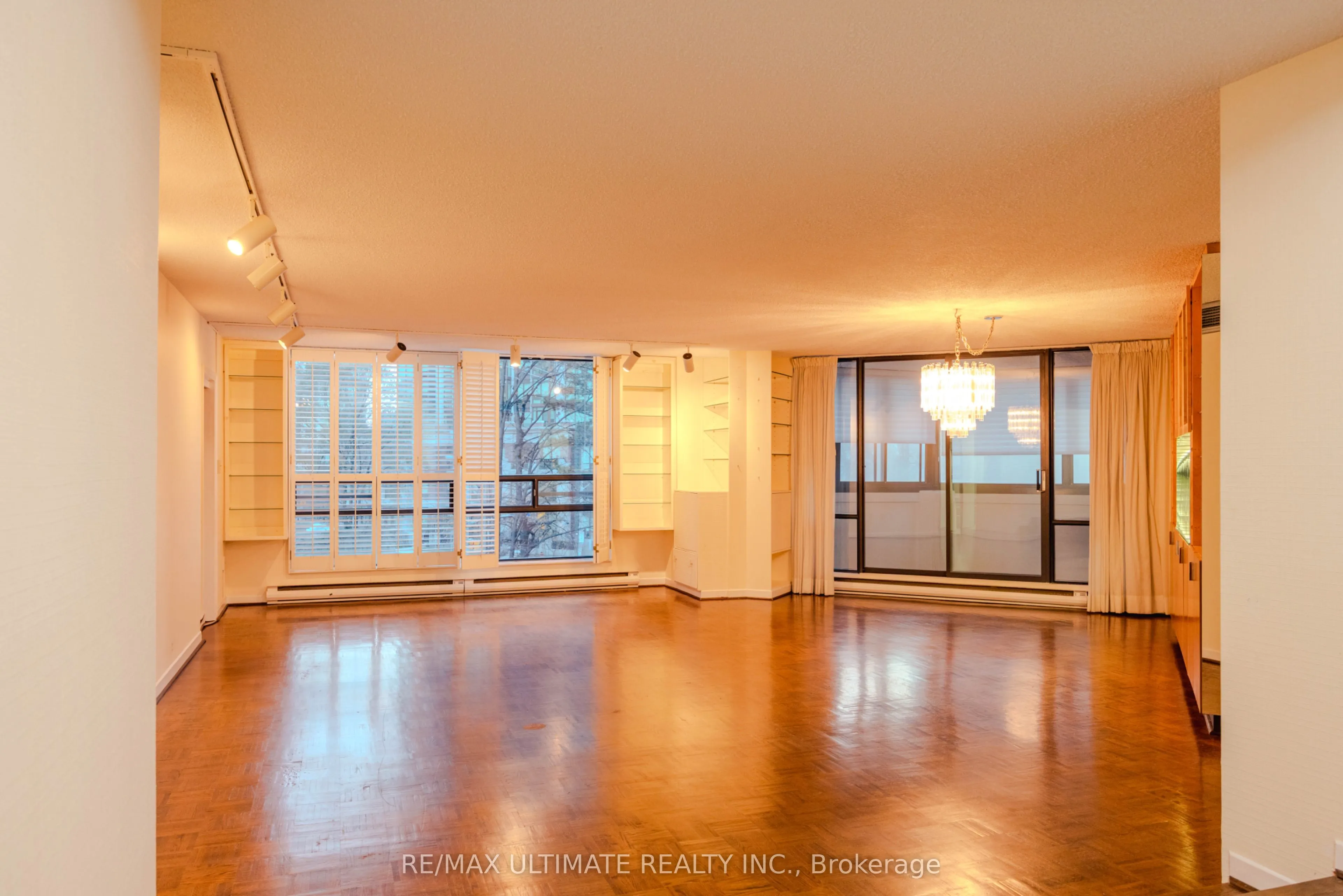 240 Heath Street W #201