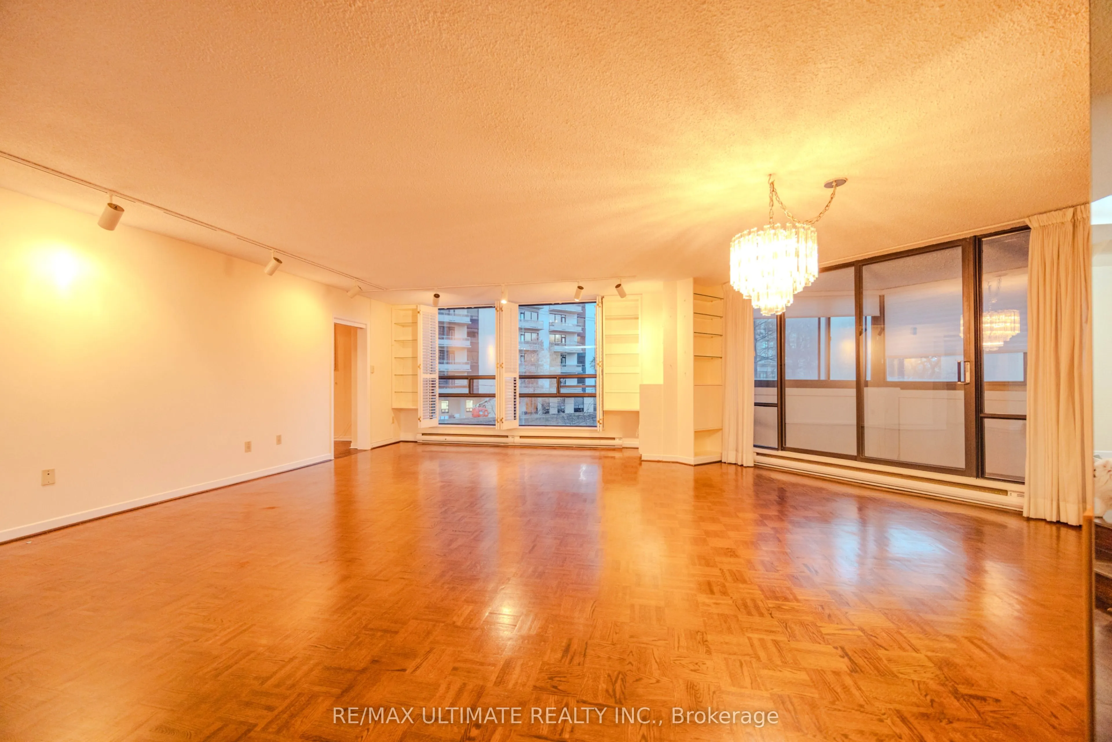 240 Heath Street W #201