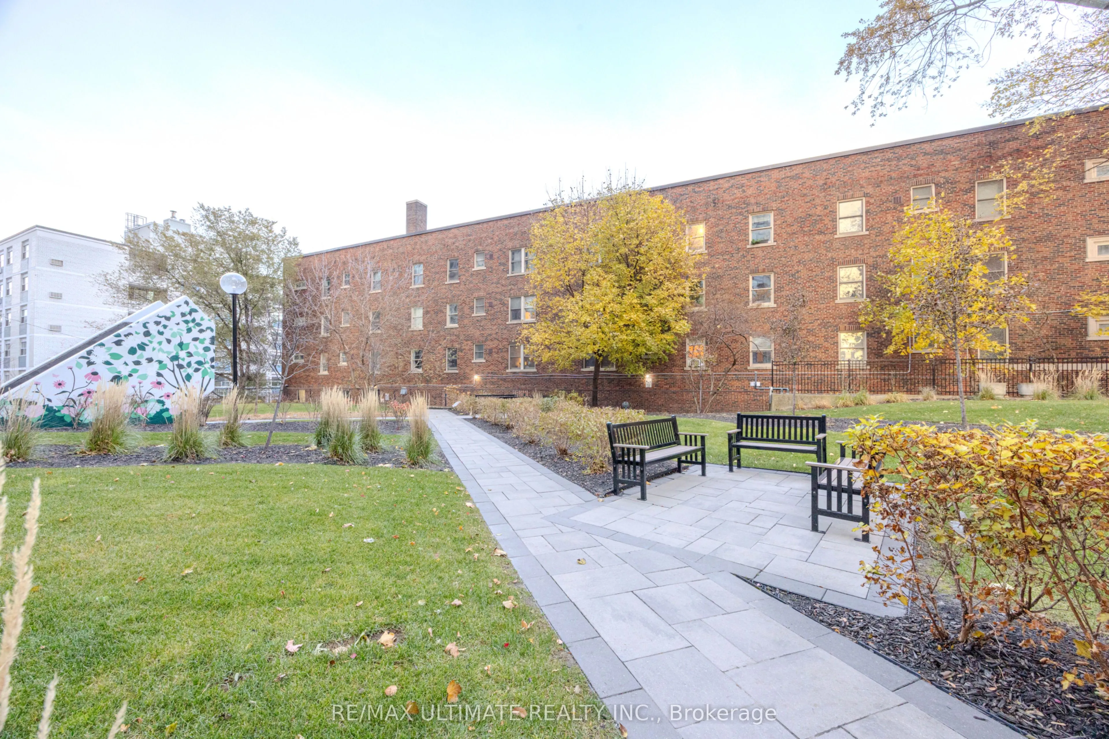 240 Heath Street W #201