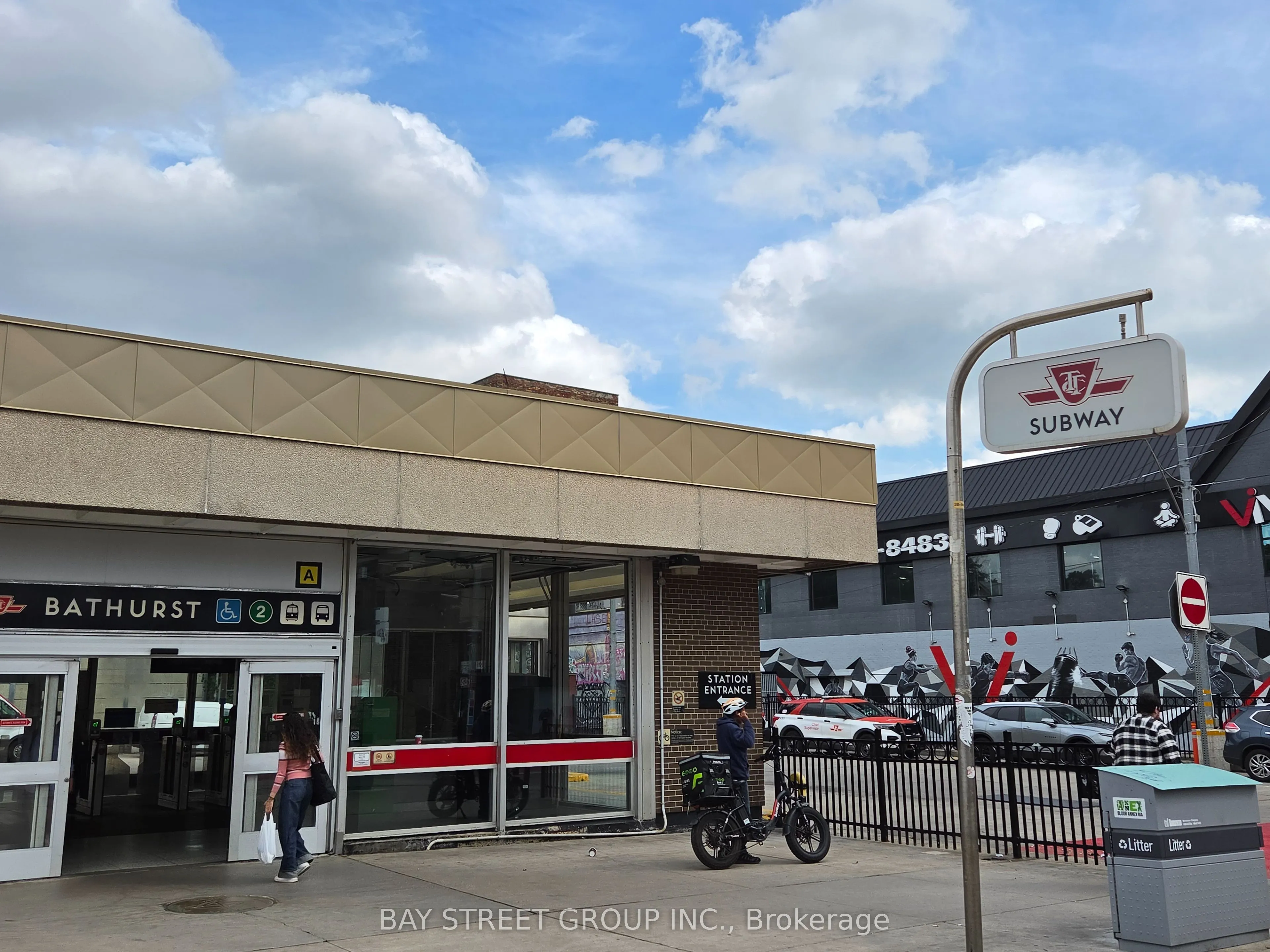 800 Bathurst Street #204