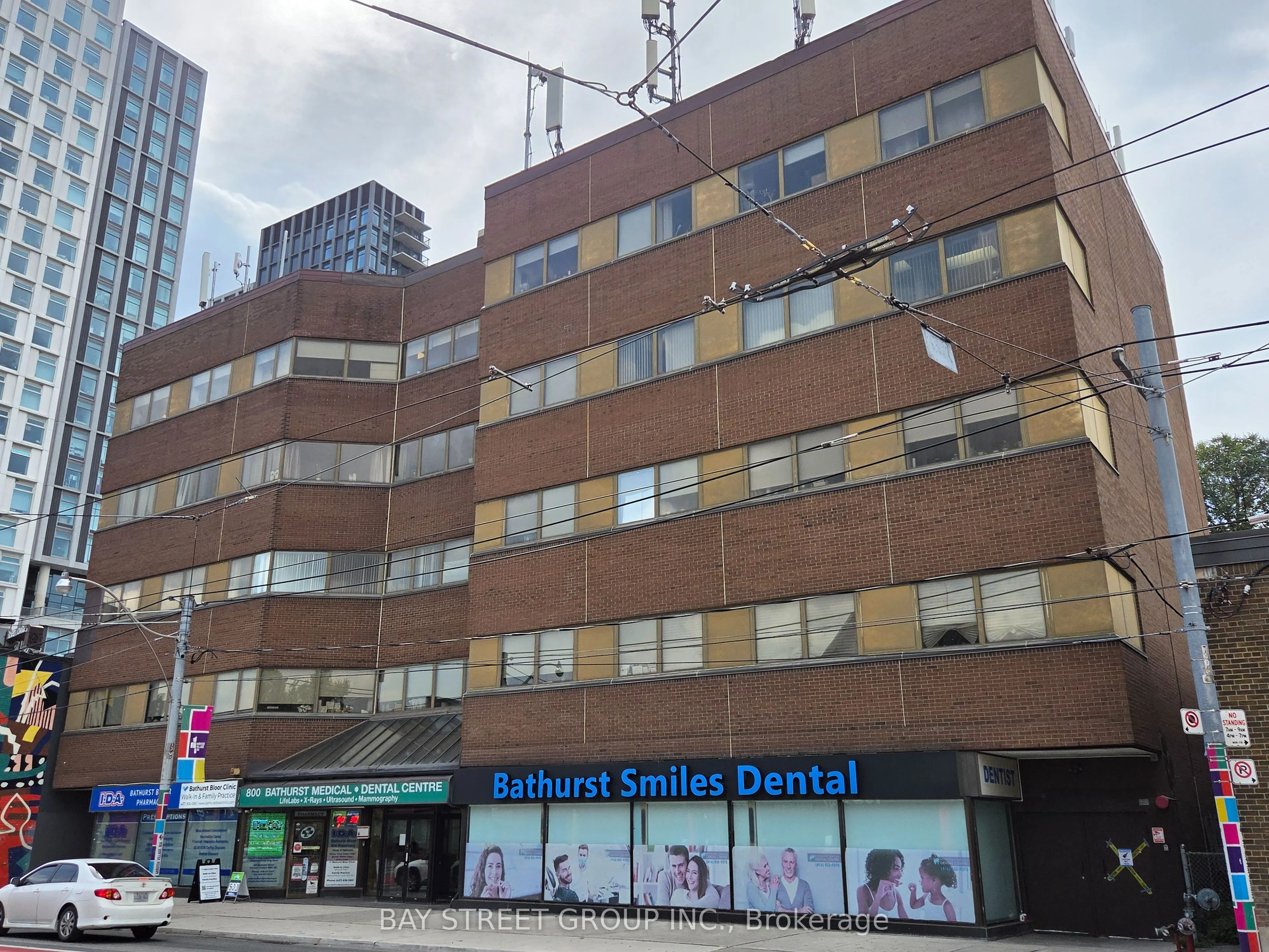 800 Bathurst Street #204