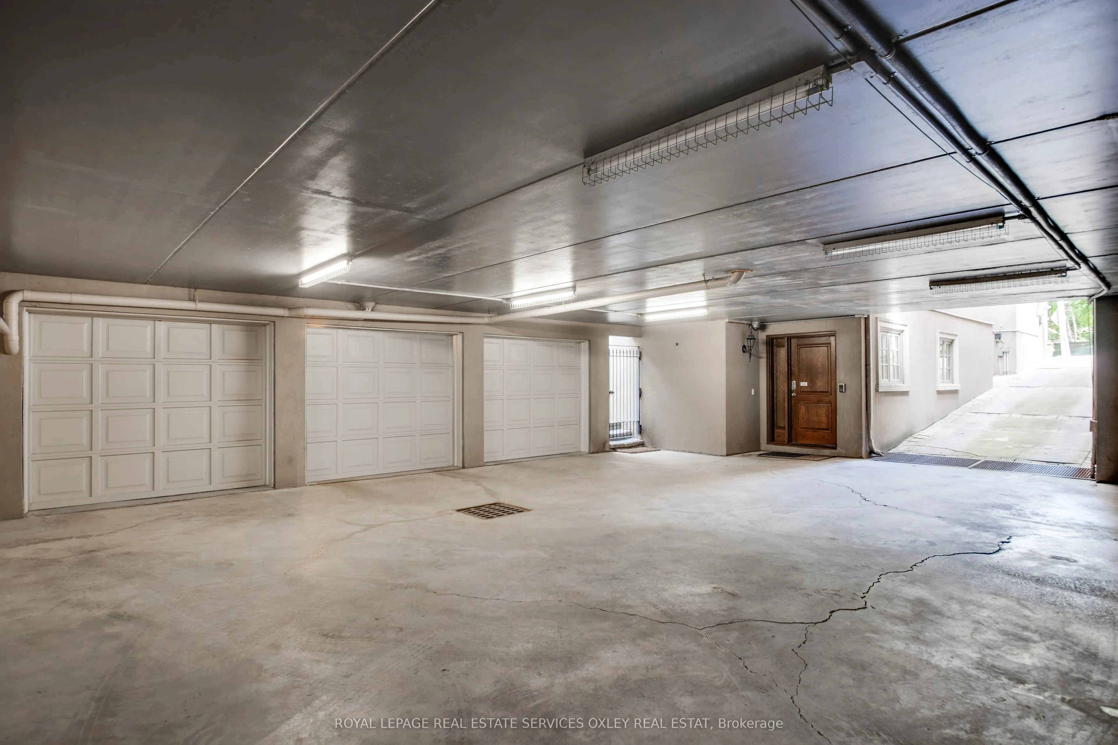 155 South Drive