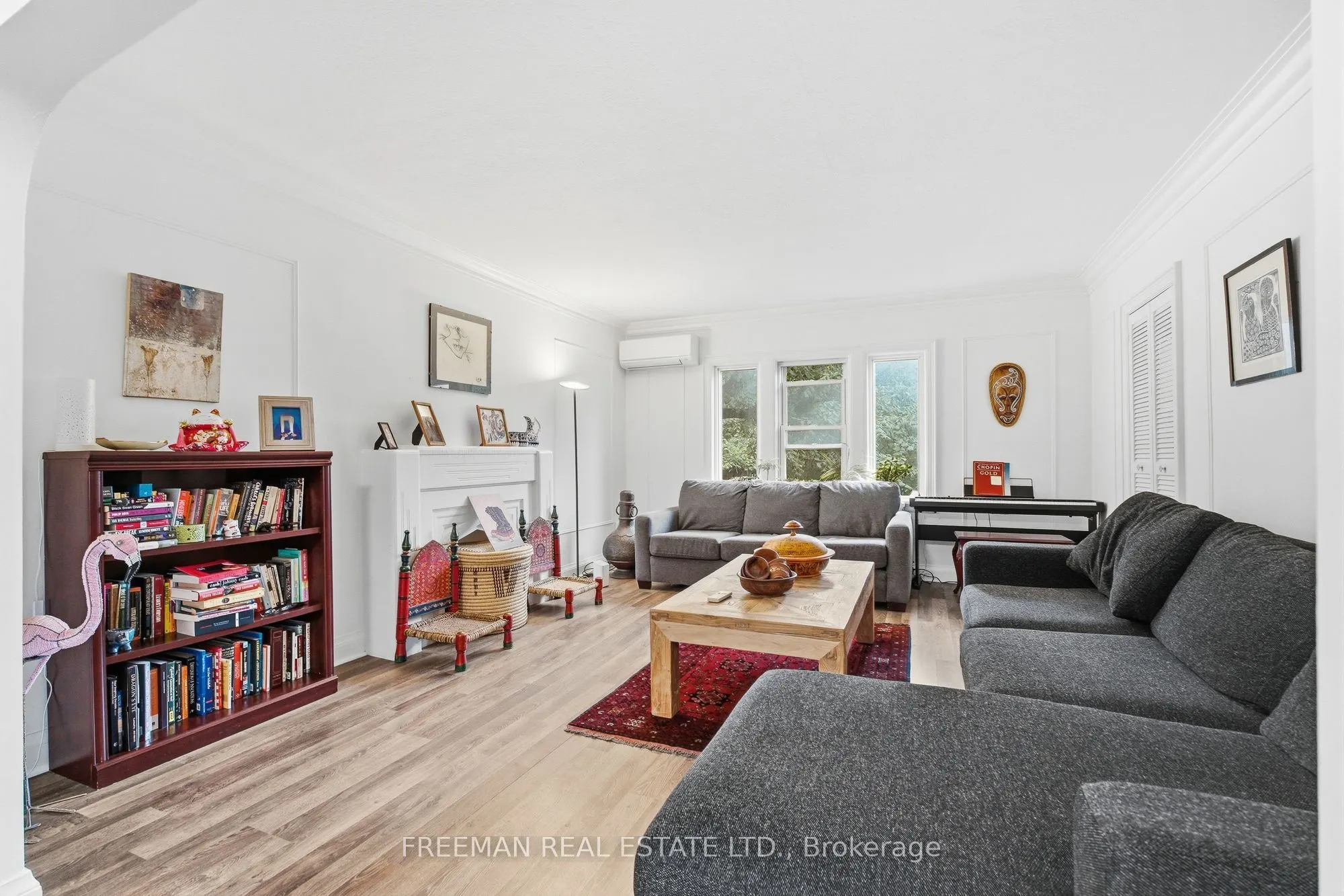 783 Spadina Road
