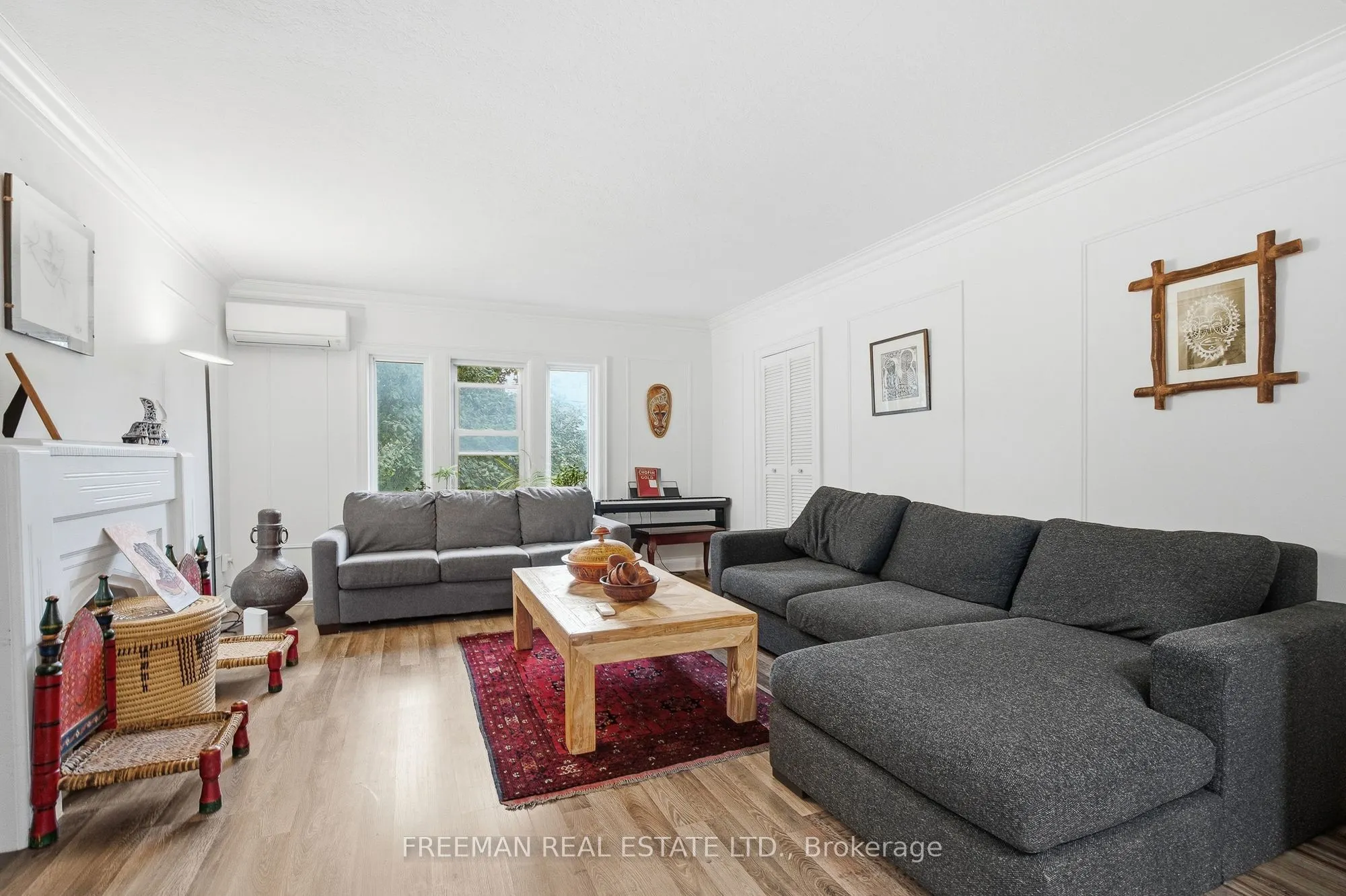 783 Spadina Road