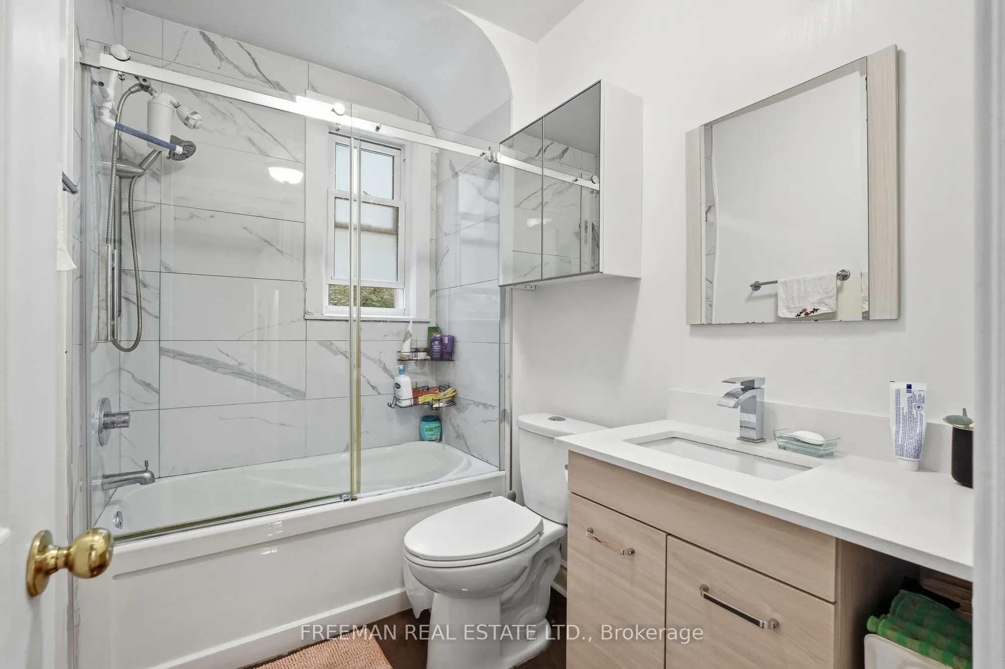 783 Spadina Road