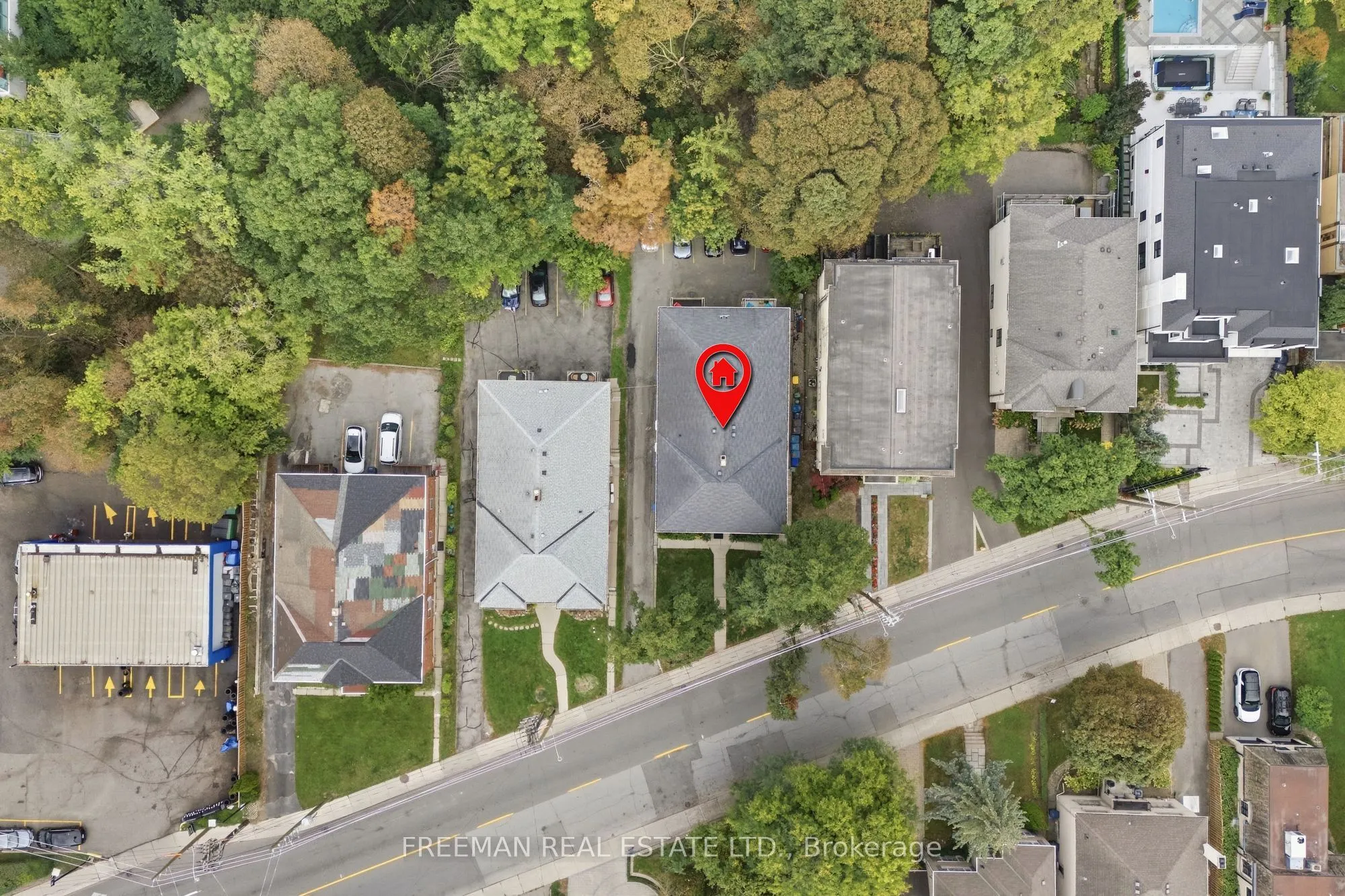 783 Spadina Road