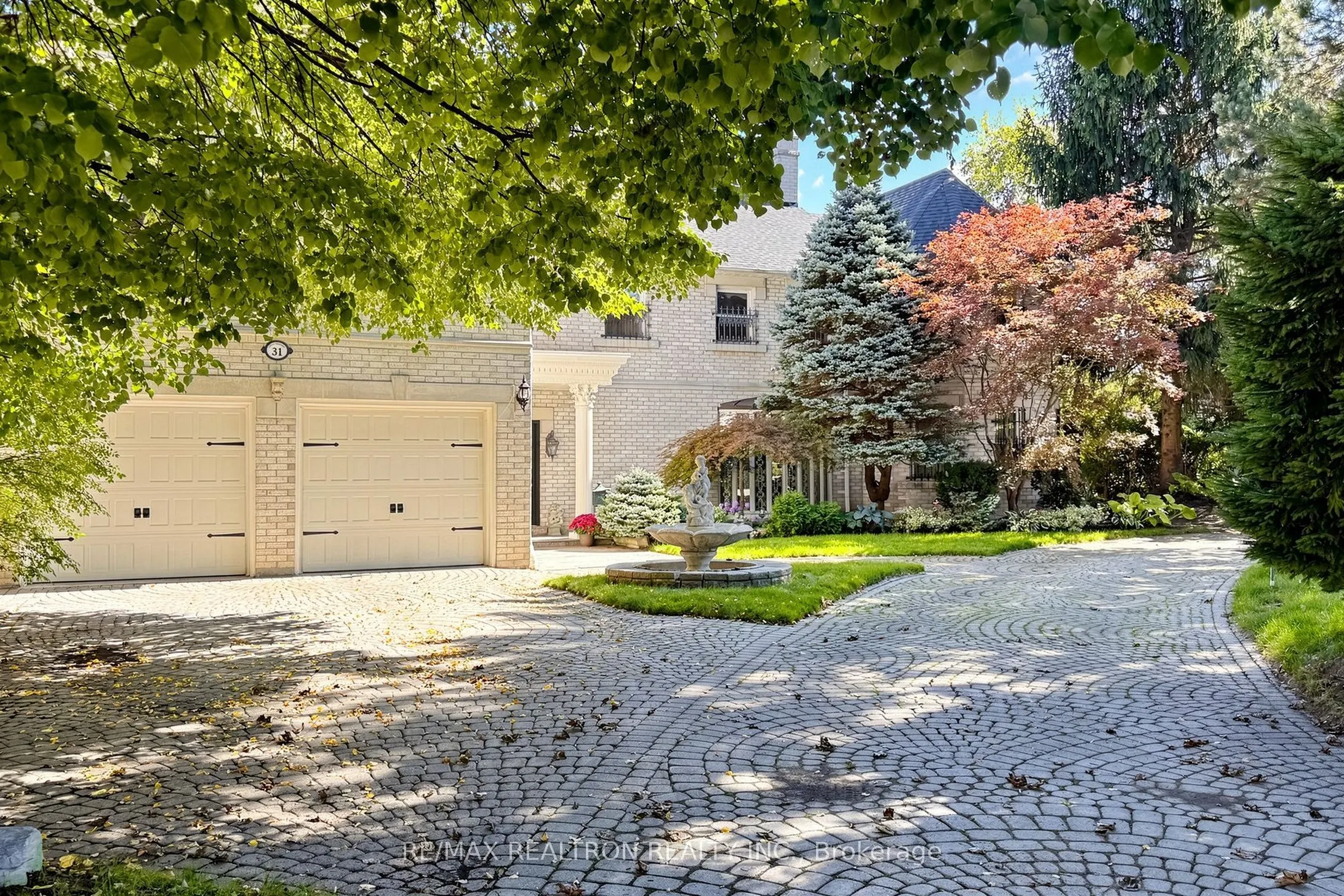 31 Arjay Crescent